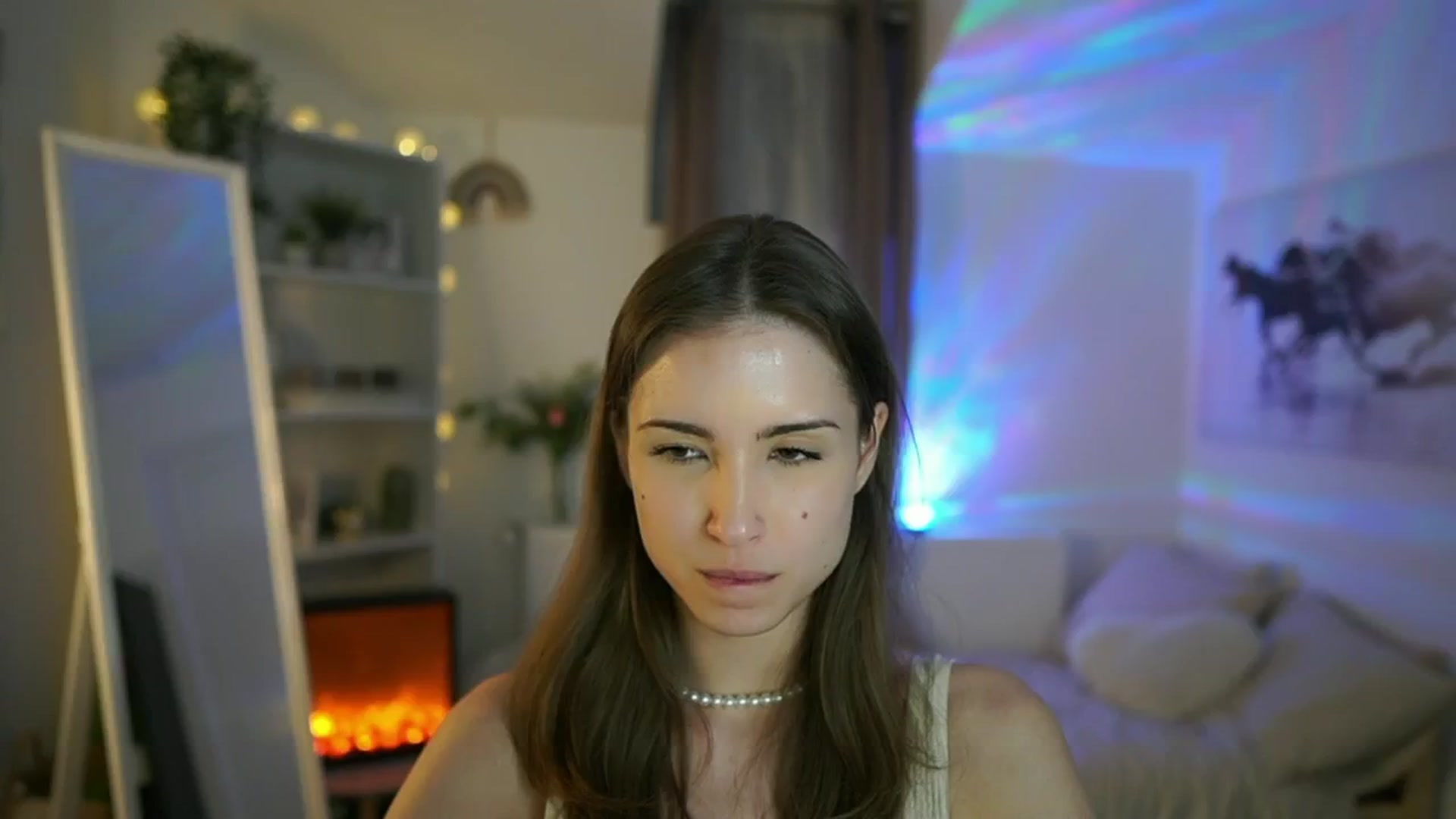 Gallery image thumbnail from Shy_jane's myfreecams stream on, 05/13/2025, 17:08 image 4 of 20