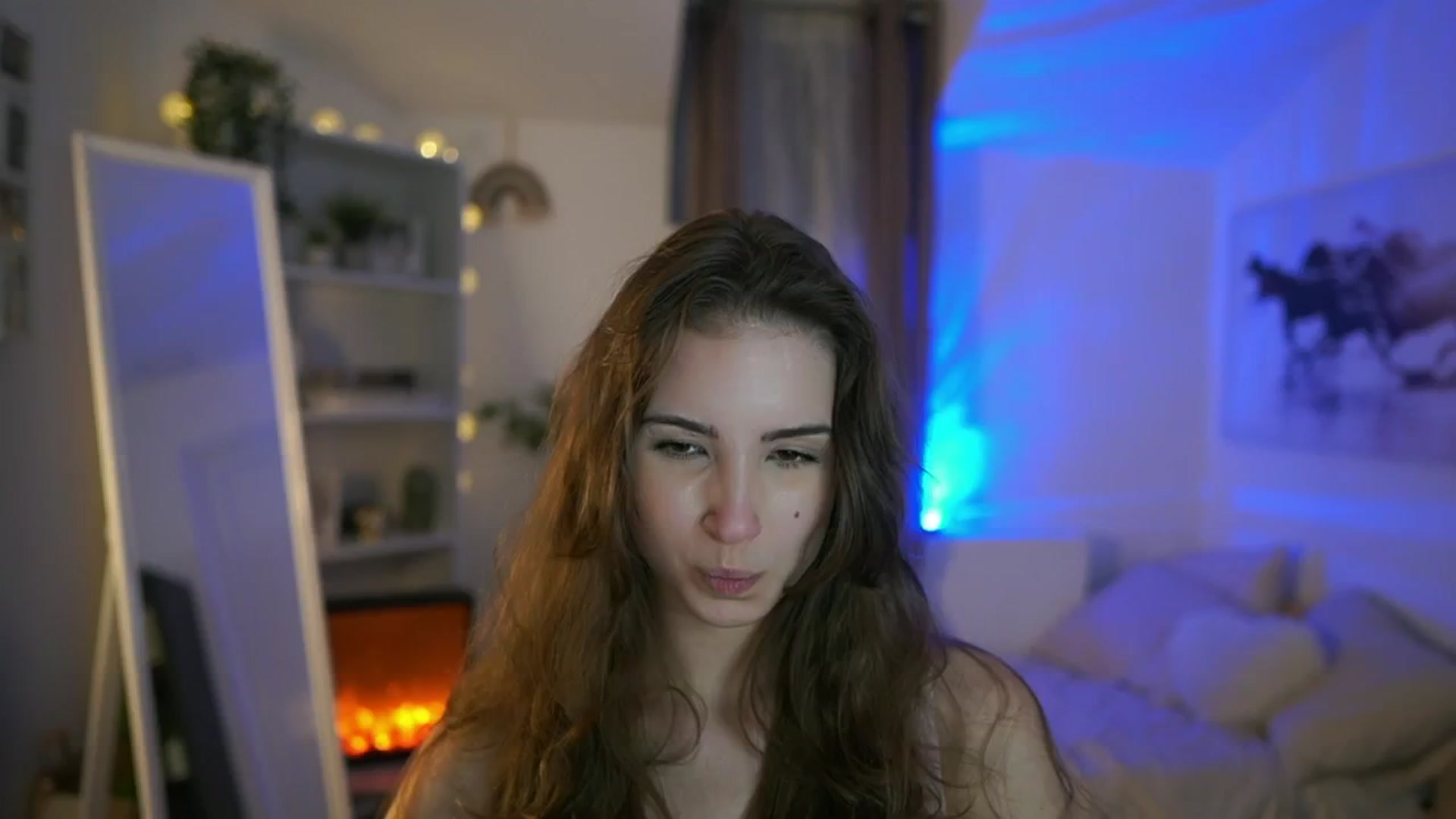 Gallery image thumbnail from Shy_jane's myfreecams stream on, 05/20/2025, 17:29 image 7 of 20