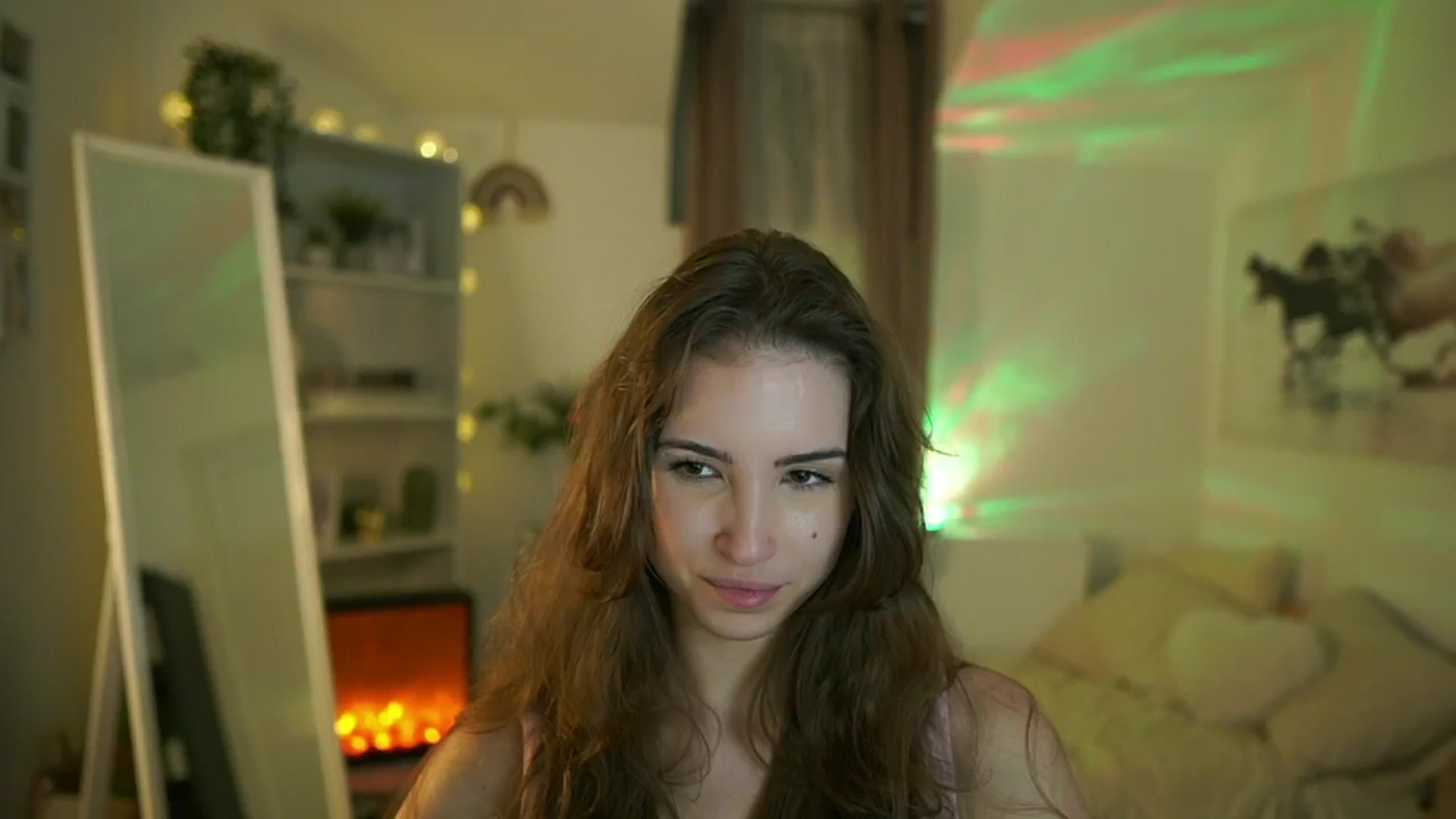 Gallery image thumbnail from Shy_jane's myfreecams stream on, 05/20/2025, 17:29 image 18 of 20