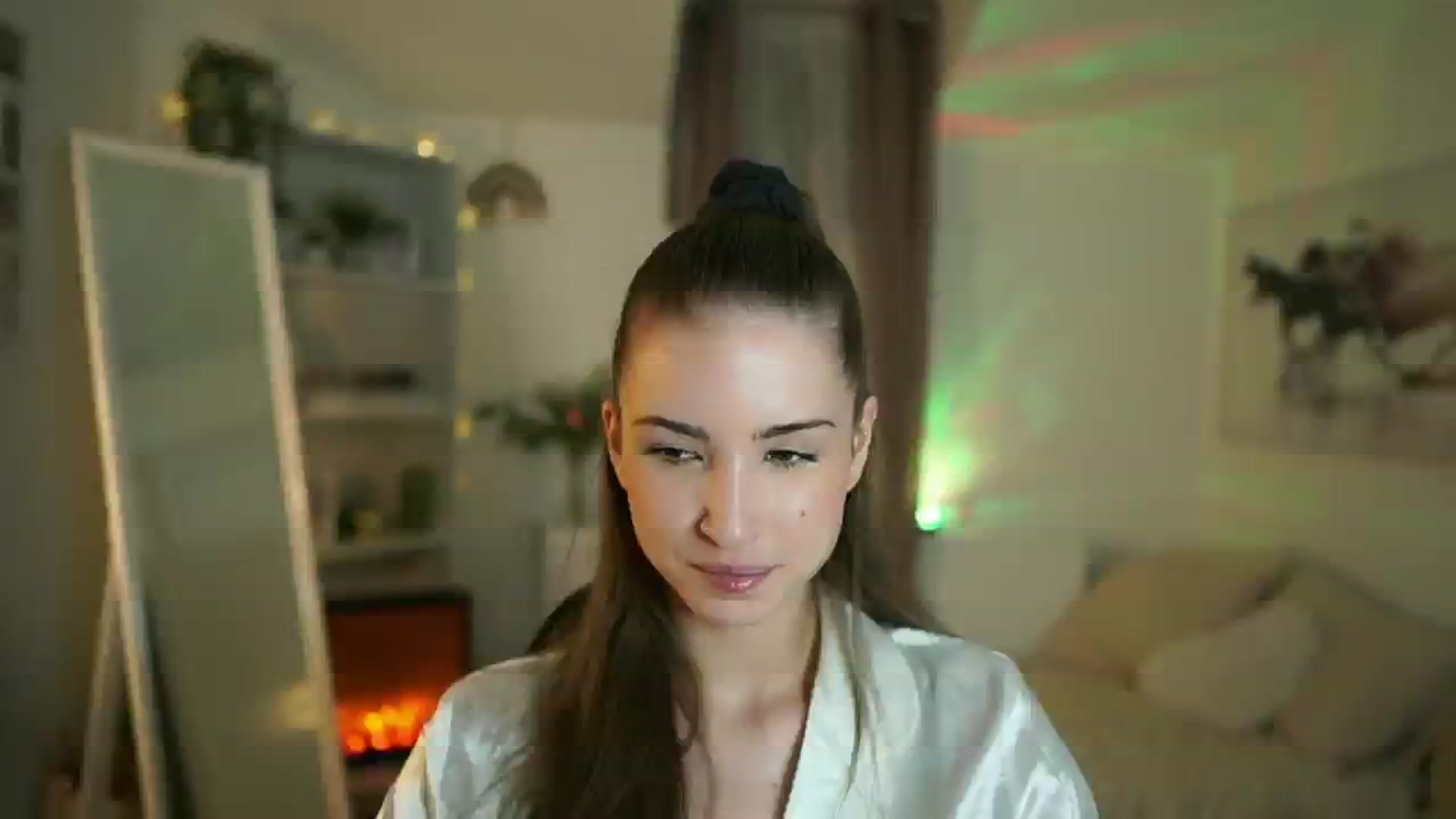 Gallery image thumbnail from Shy_jane's myfreecams stream on, 05/21/2025, 10:39 image 6 of 20