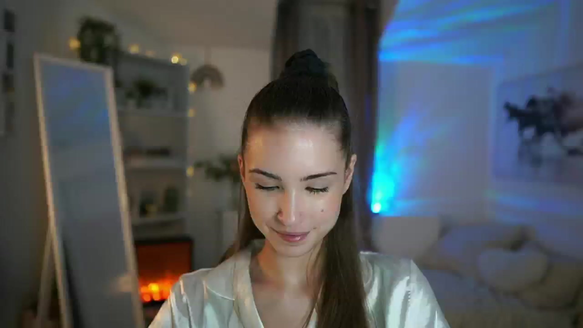 Gallery image thumbnail from Shy_jane's myfreecams stream on, 05/21/2025, 13:08 image 15 of 20