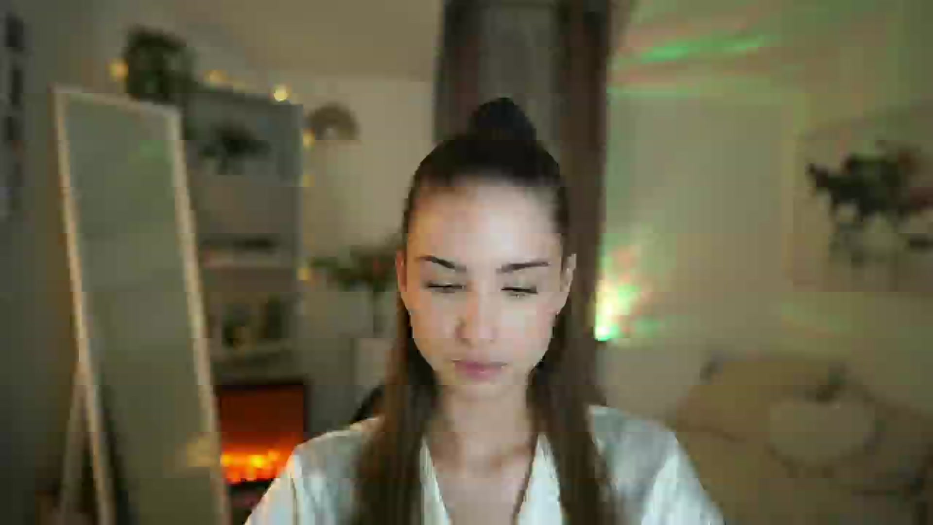 Gallery image thumbnail from Shy_jane's myfreecams stream on, 05/21/2025, 13:08 image 3 of 20