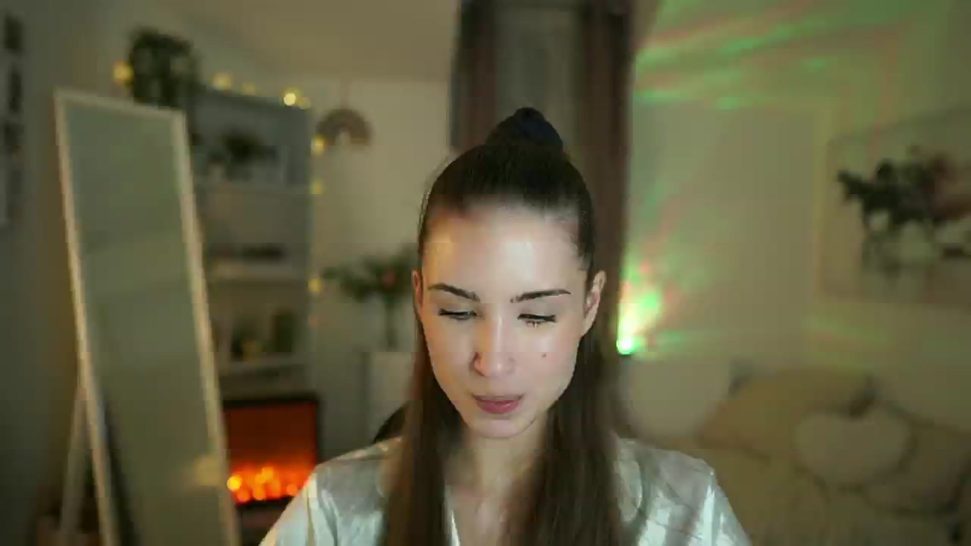 Gallery image thumbnail from Shy_jane's myfreecams stream on, 05/21/2025, 15:30 image 7 of 20