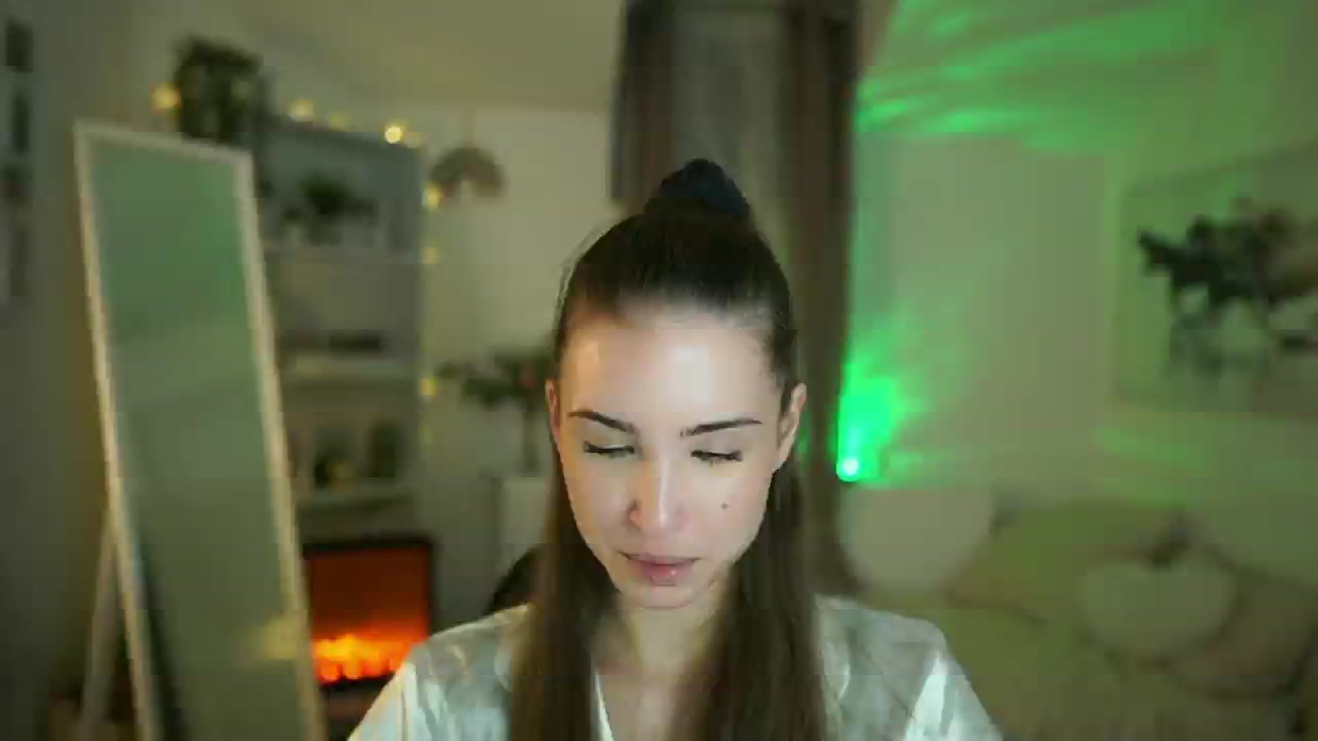 Gallery image thumbnail from Shy_jane's myfreecams stream on, 05/21/2025, 15:30 image 13 of 20