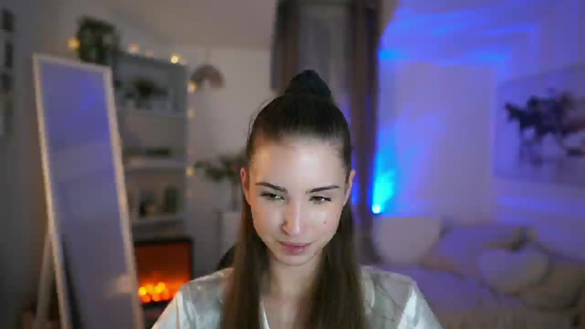 Gallery image thumbnail from Shy_jane's myfreecams stream on, 05/21/2025, 15:30 image 10 of 20