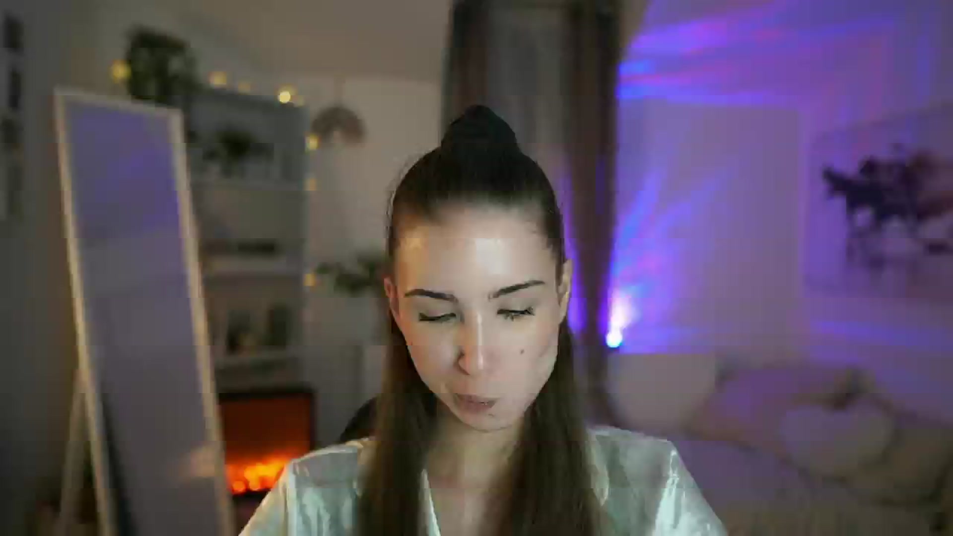 Gallery image thumbnail from Shy_jane's myfreecams stream on, 05/21/2025, 15:30 image 19 of 20