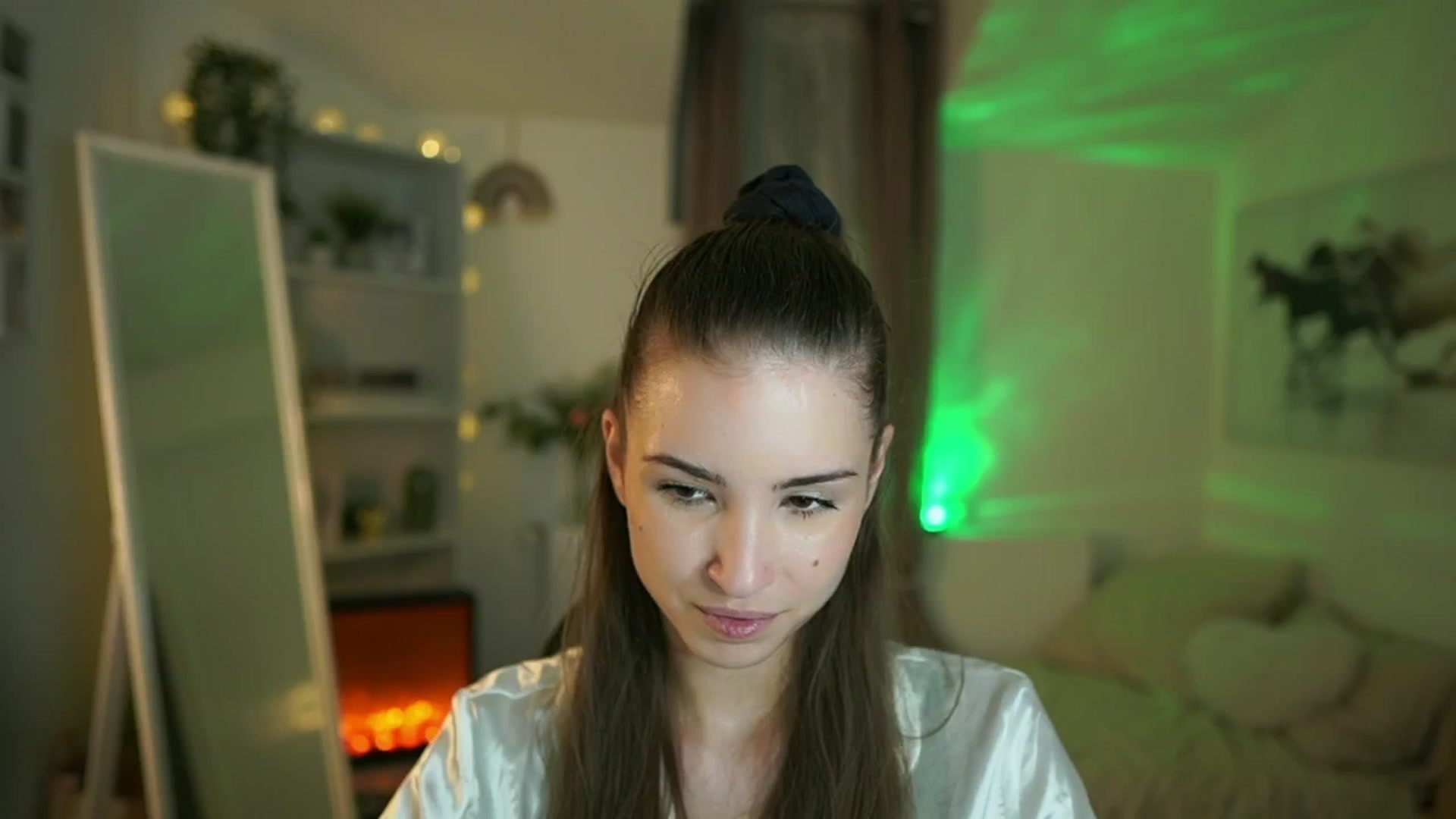Gallery image thumbnail from Shy_jane's myfreecams stream on, 05/21/2025, 17:31 image 1 of 20