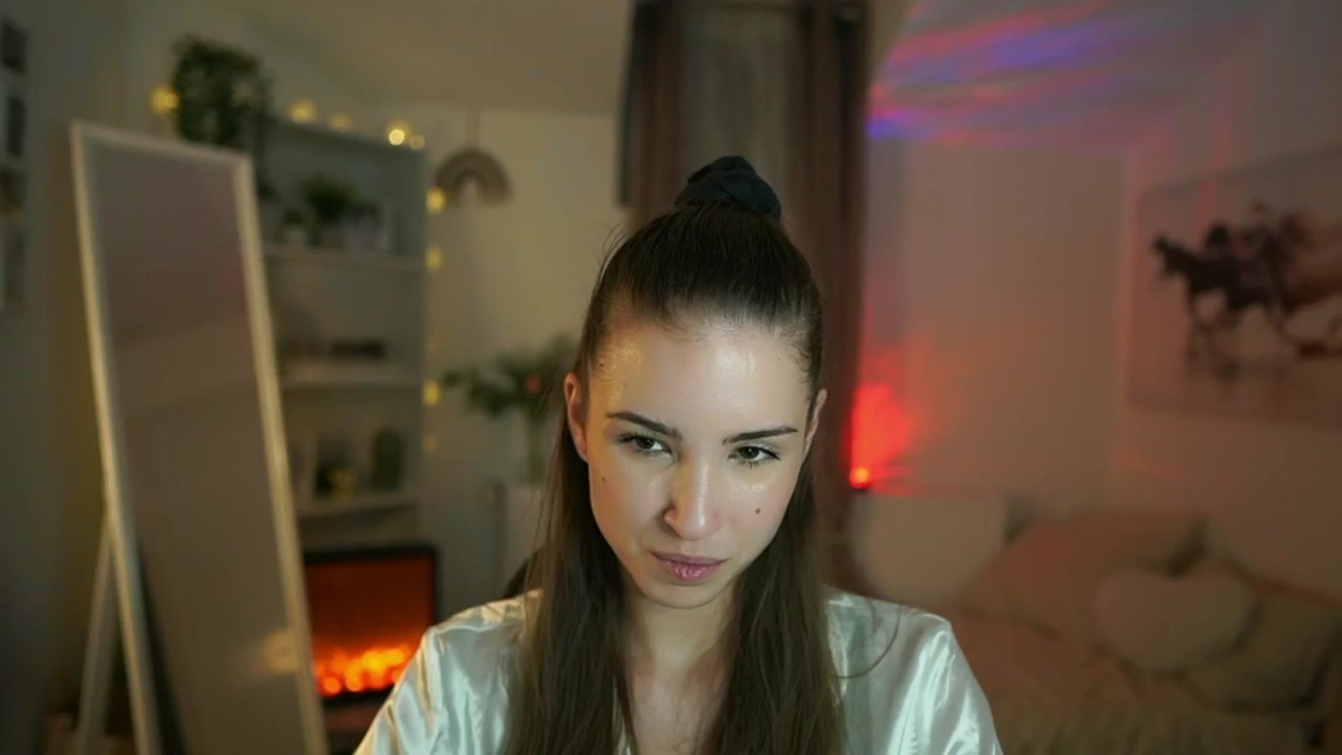 Gallery image thumbnail from Shy_jane's myfreecams stream on, 05/21/2025, 17:31 image 4 of 20