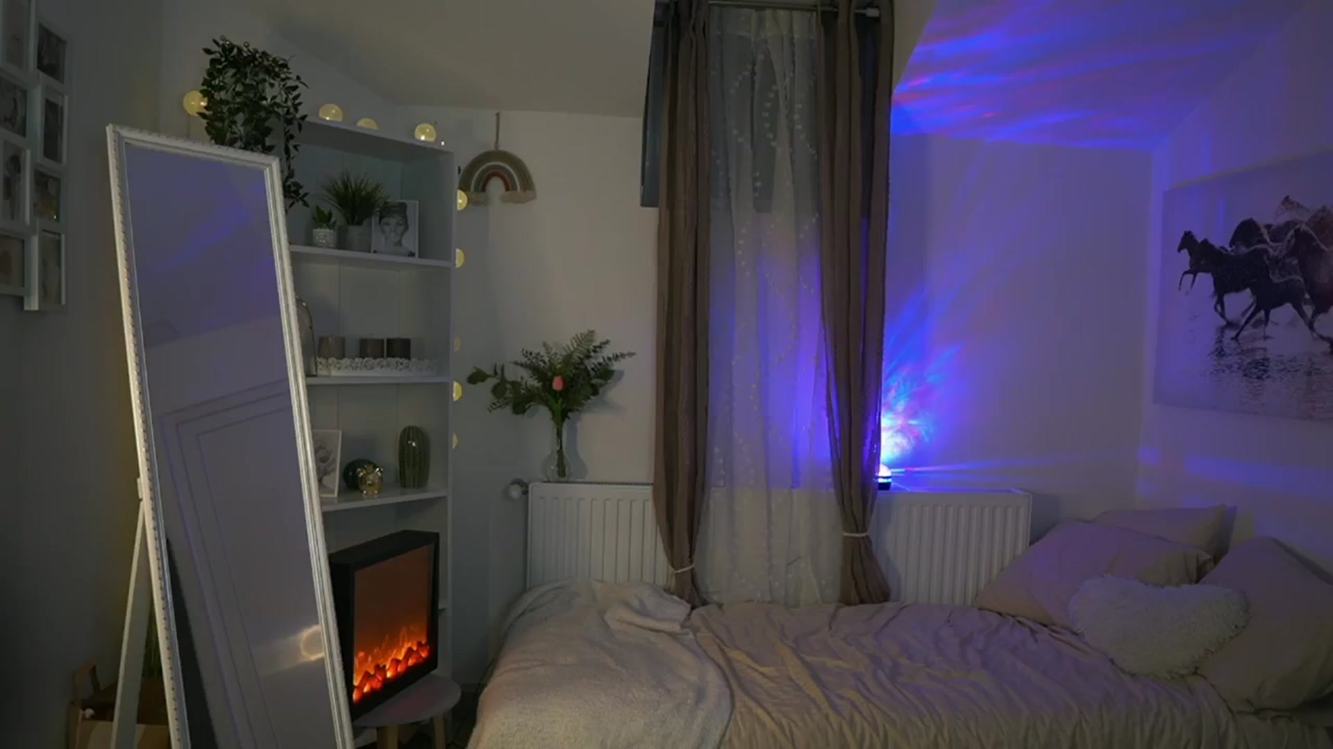 Gallery image thumbnail from Shy_jane's myfreecams stream on, 05/28/2025, 11:22 image 19 of 20