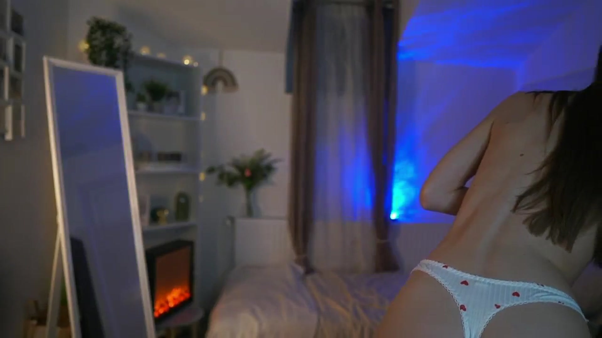 Gallery image thumbnail from Shy_jane's myfreecams stream on, 05/29/2025, 10:32 image 15 of 20