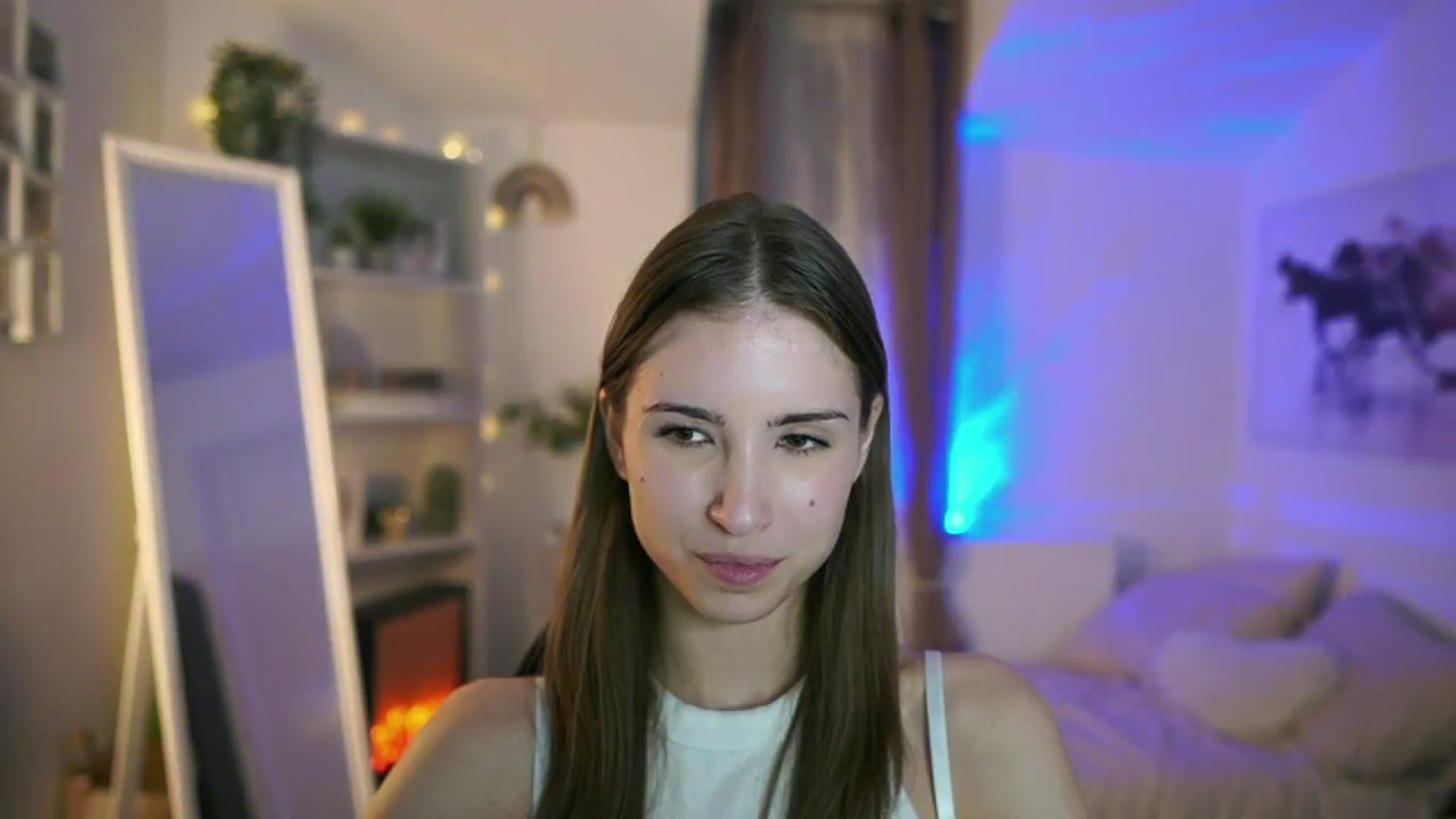 Gallery image thumbnail from Shy_jane's myfreecams stream on, 05/29/2025, 12:03 image 12 of 20