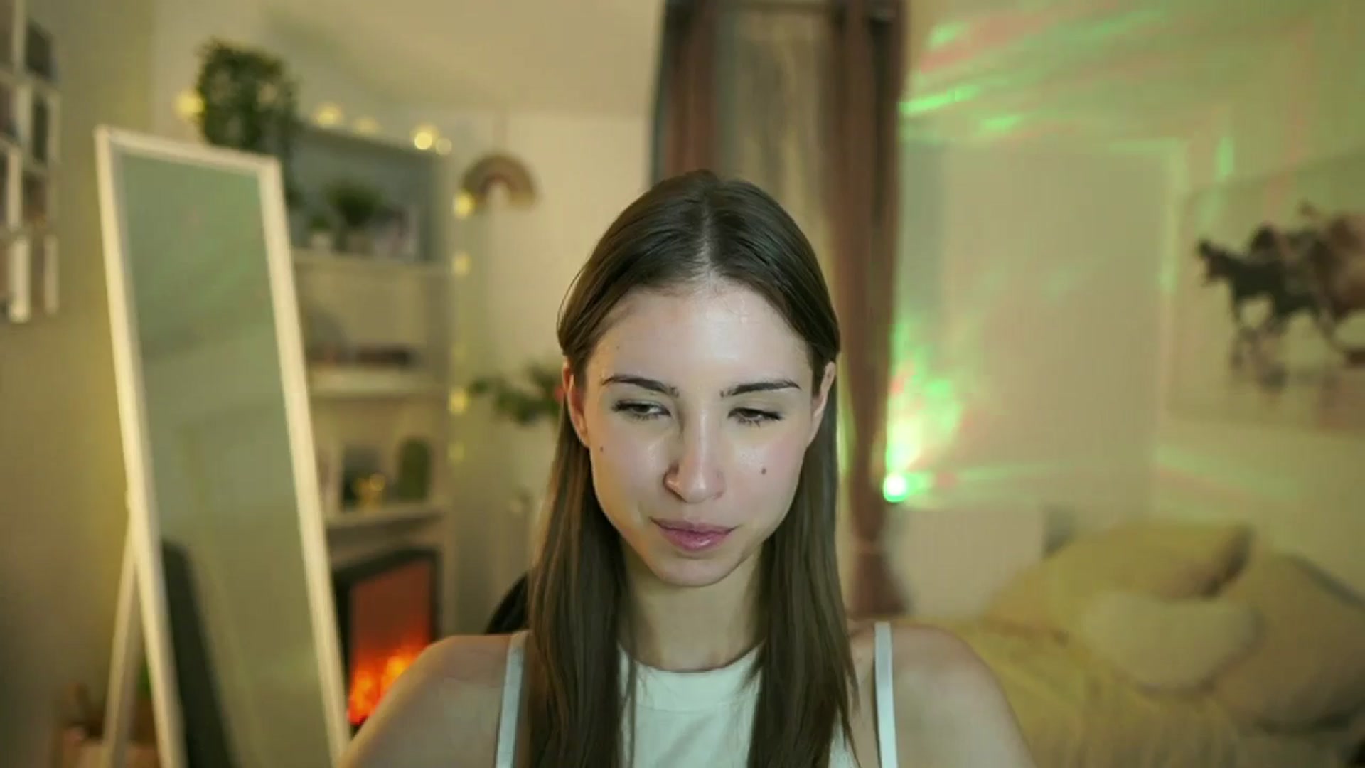 Gallery image thumbnail from Shy_jane's myfreecams stream on, 05/29/2025, 12:03 image 20 of 20