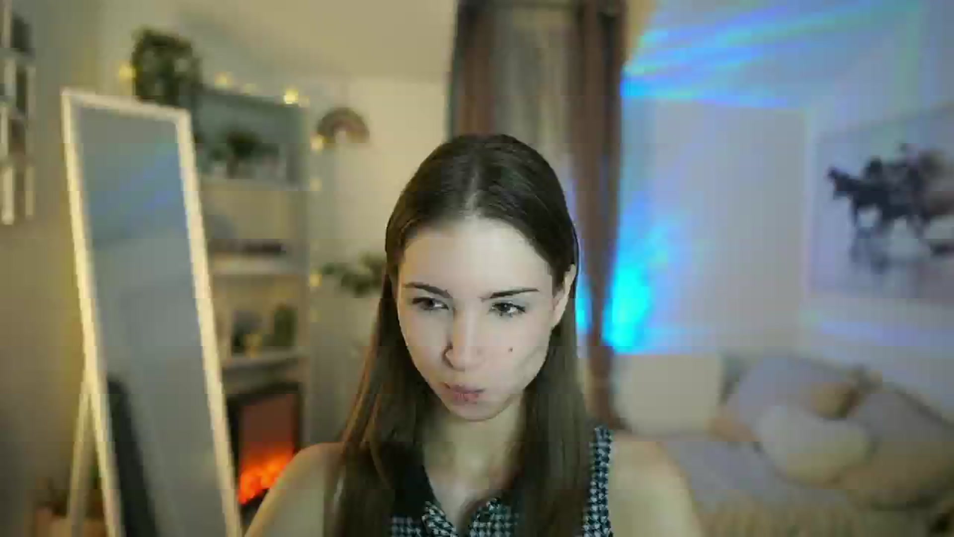 Gallery image thumbnail from Shy_jane's myfreecams stream on, 05/30/2025, 09:01 image 4 of 20
