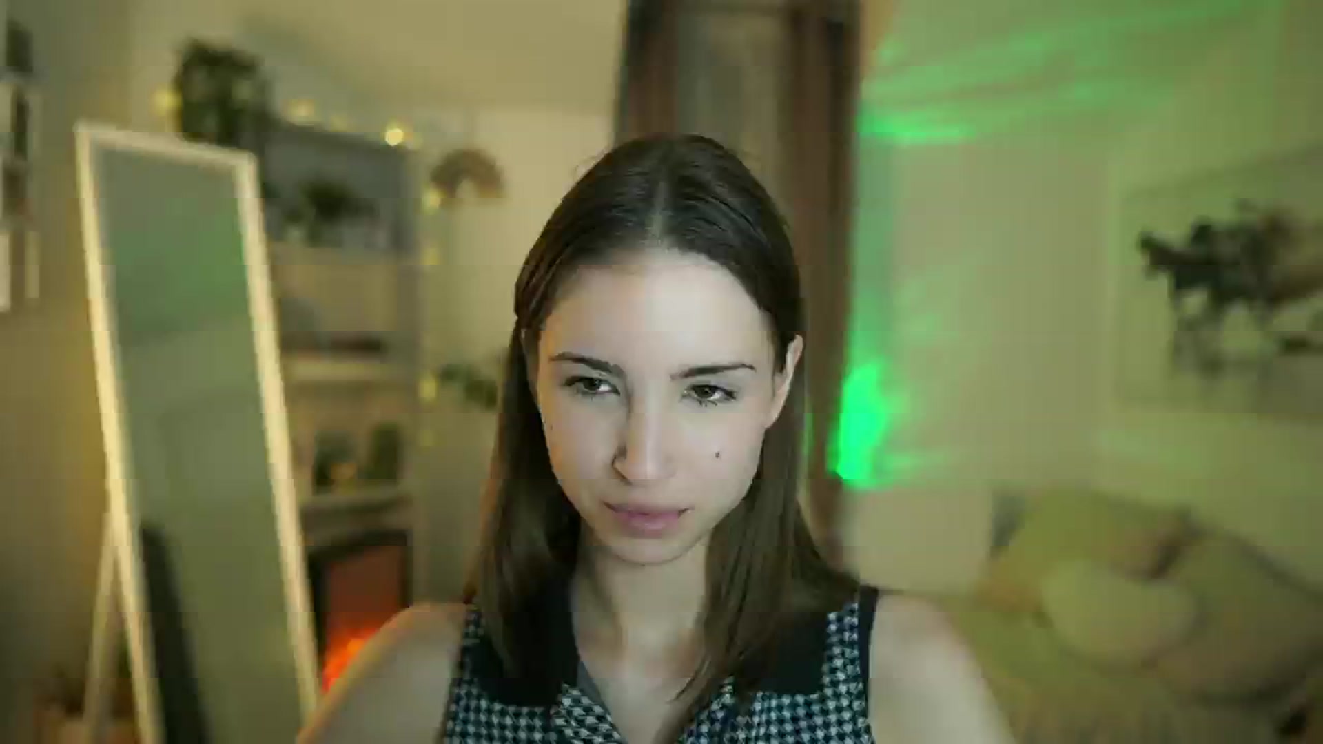 Gallery image thumbnail from Shy_jane's myfreecams stream on, 05/30/2025, 10:55 image 20 of 20