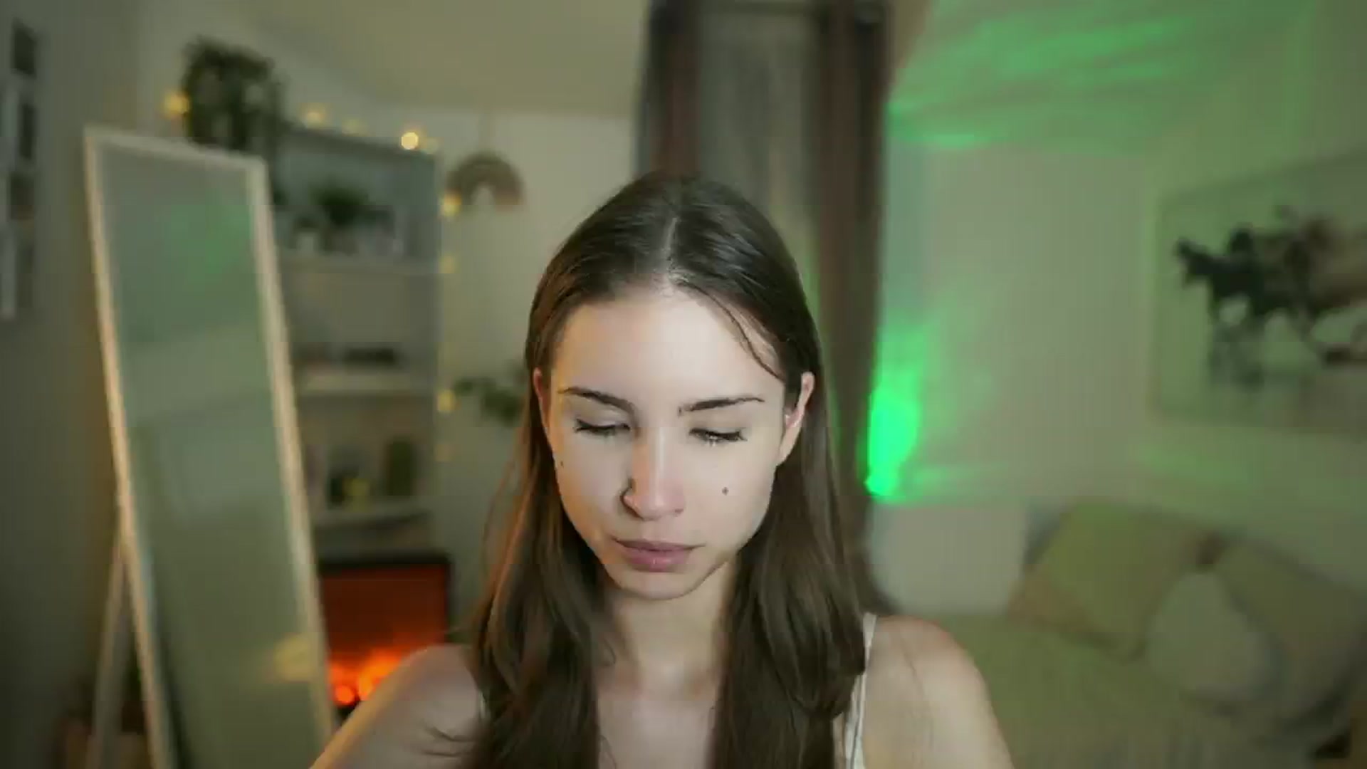 Gallery image thumbnail from Shy_jane's myfreecams stream on, 06/04/2025, 15:04 image 1 of 20