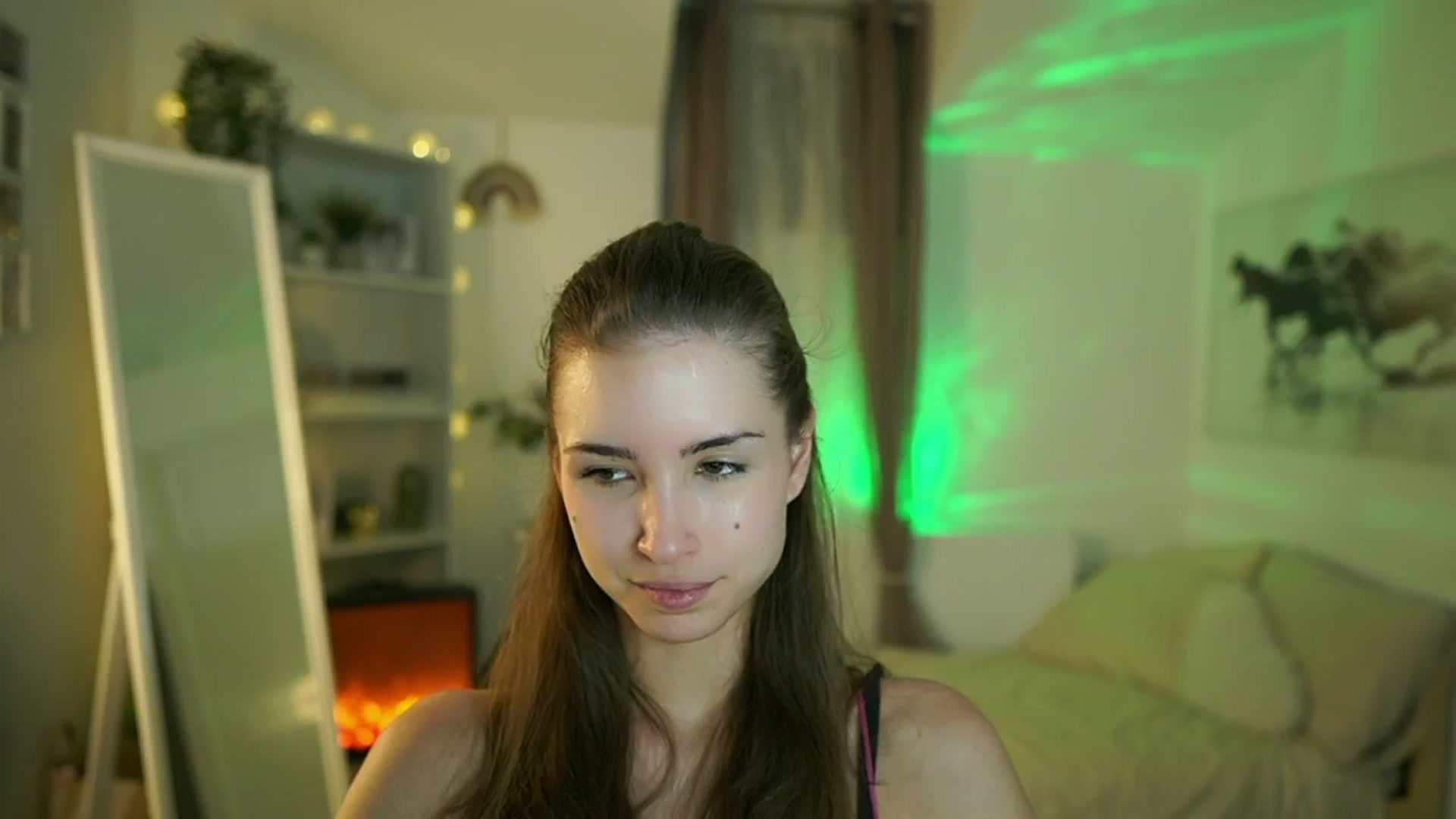 Gallery image thumbnail from Shy_jane's myfreecams stream on, 06/17/2025, 16:57 image 7 of 20