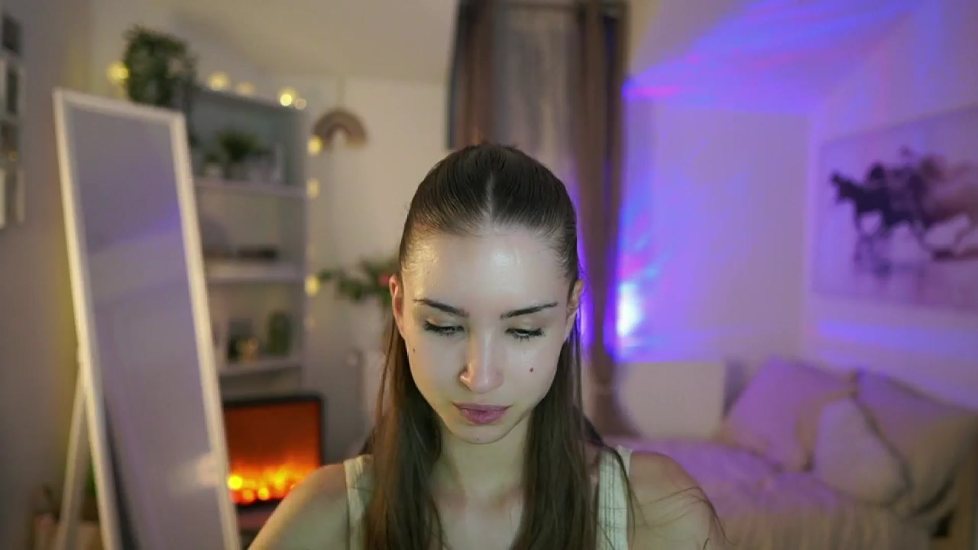 Gallery image thumbnail from Shy_jane's myfreecams stream on, 06/19/2025, 15:46 image 4 of 20