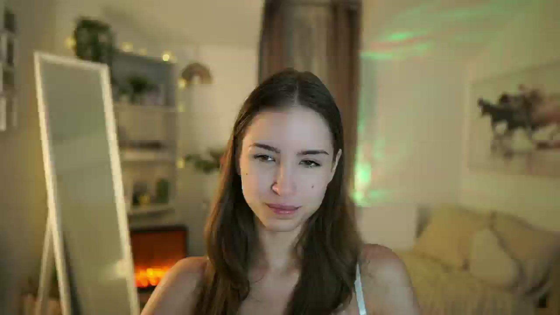 Gallery image thumbnail from Shy_jane's myfreecams stream on, 06/25/2025, 10:04 image 7 of 20