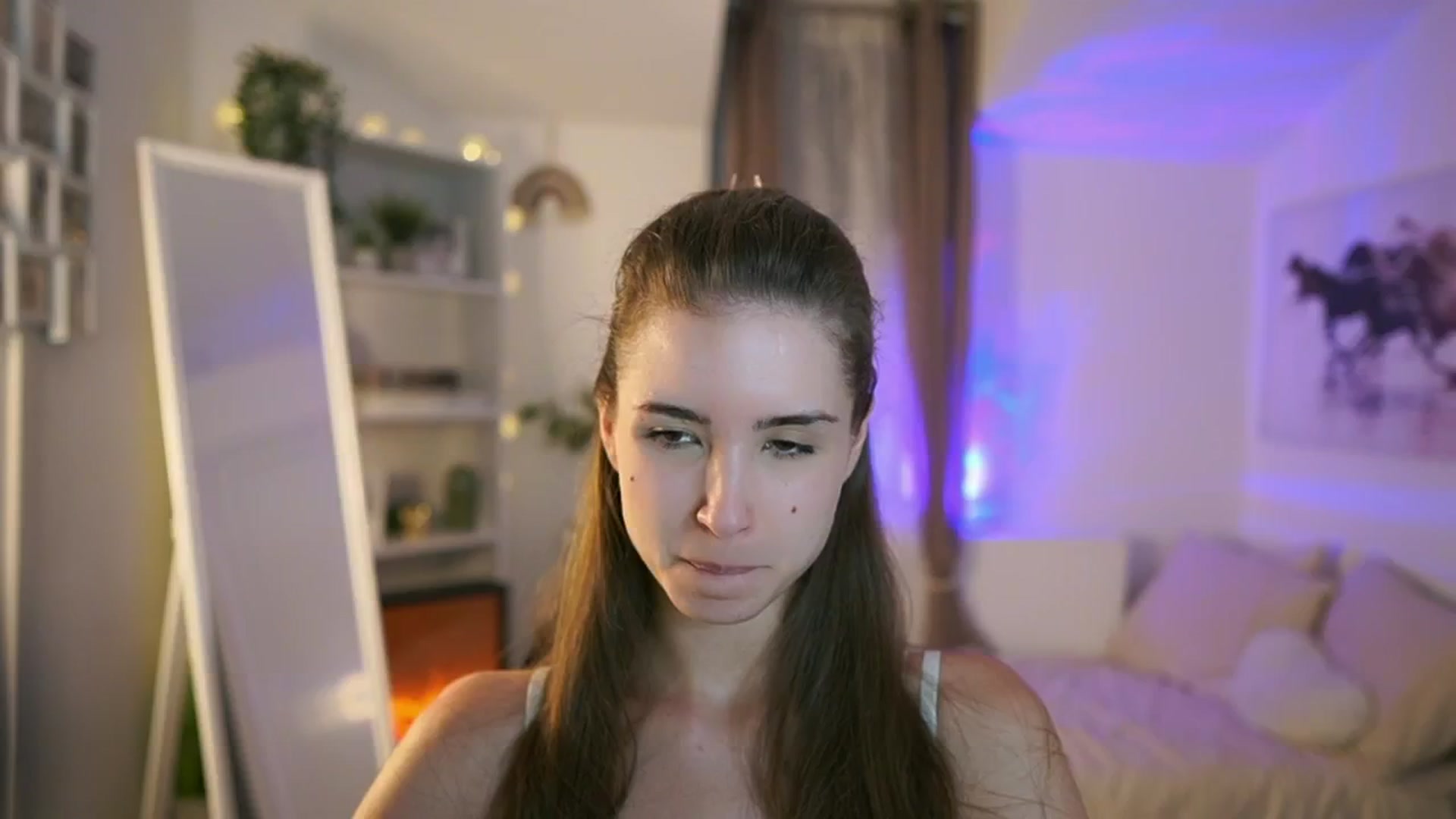 Gallery image thumbnail from Shy_jane's myfreecams stream on, 07/08/2025, 12:31 image 6 of 20