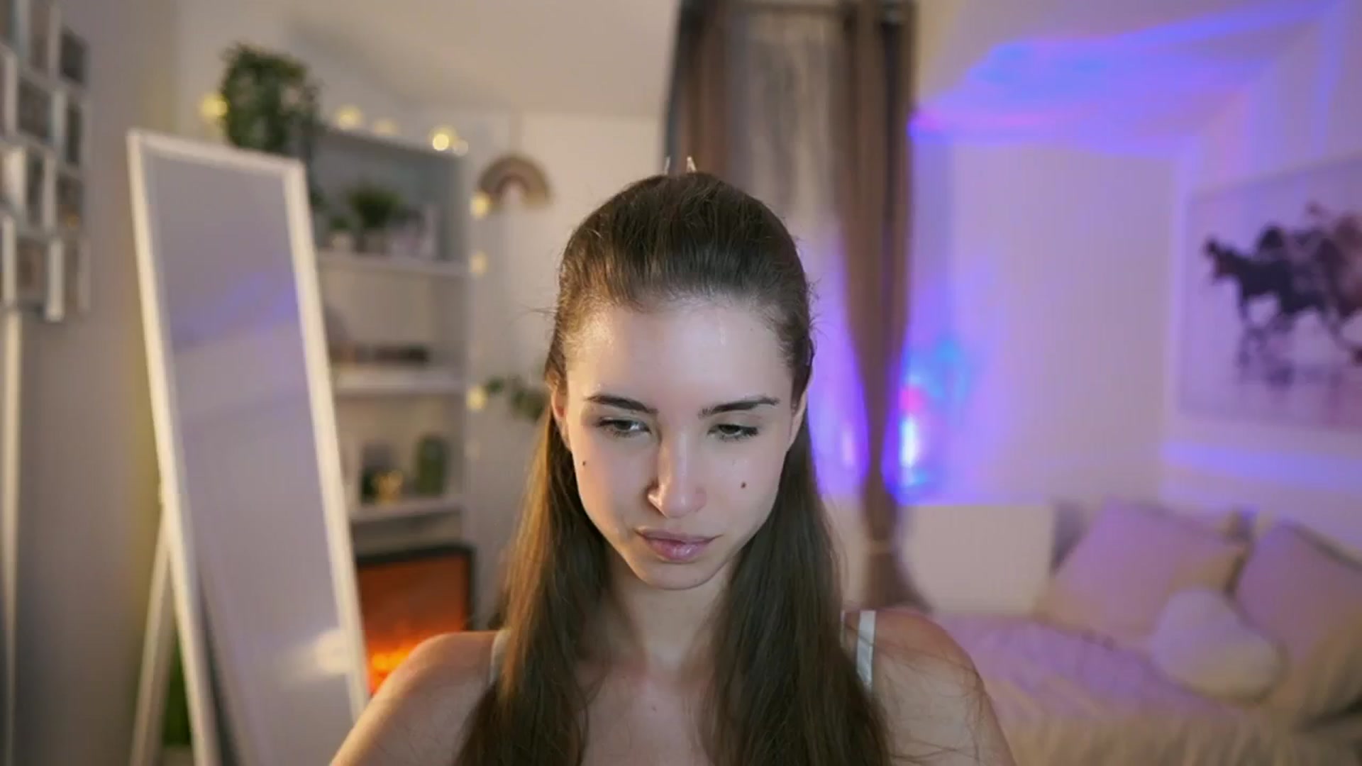 Gallery image thumbnail from Shy_jane's myfreecams stream on, 07/08/2025, 12:31 image 9 of 20