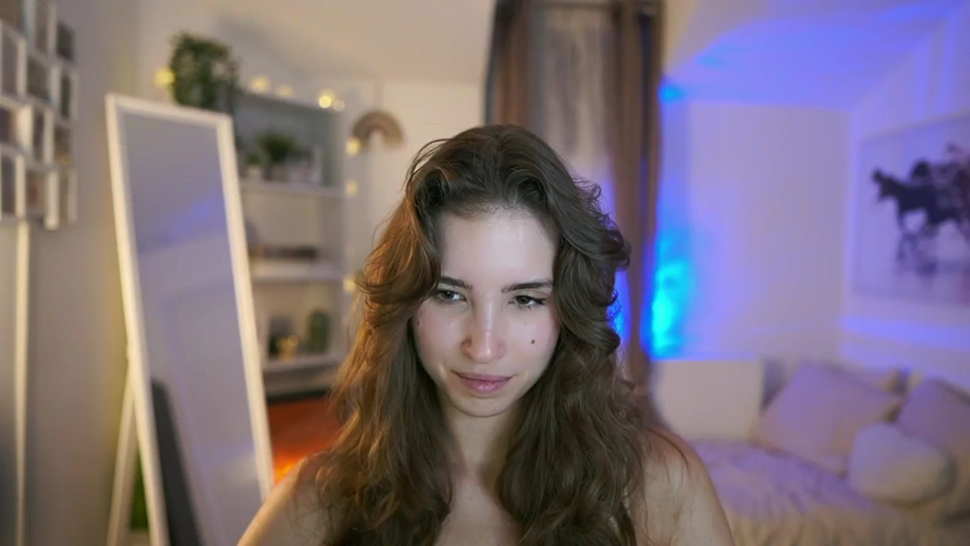 Gallery image thumbnail from Shy_jane's myfreecams stream on, 07/10/2025, 16:59 image 5 of 20
