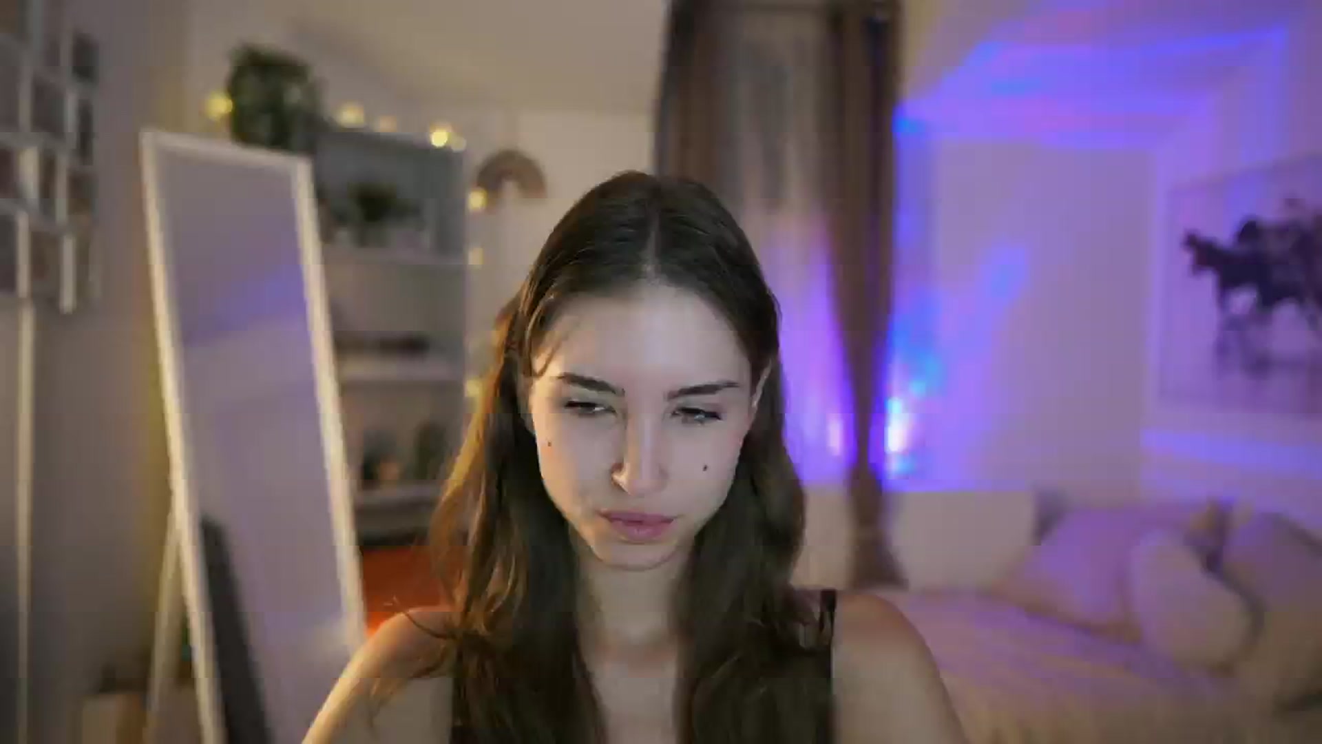 Gallery image thumbnail from Shy_jane's myfreecams stream on, 07/11/2025, 11:01 image 6 of 20