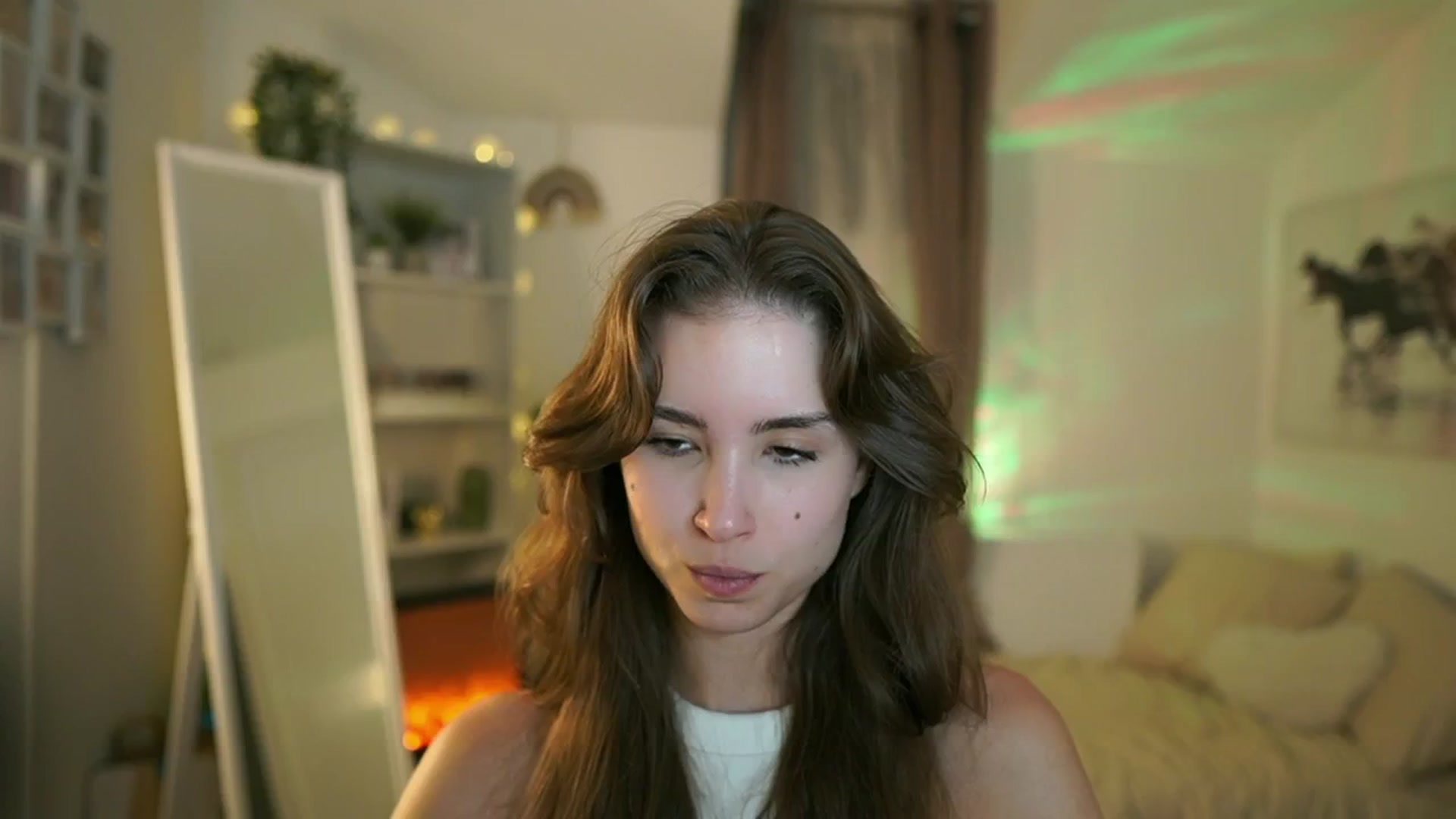 Gallery image thumbnail from Shy_jane's myfreecams stream on, 07/15/2025, 11:25 image 6 of 20
