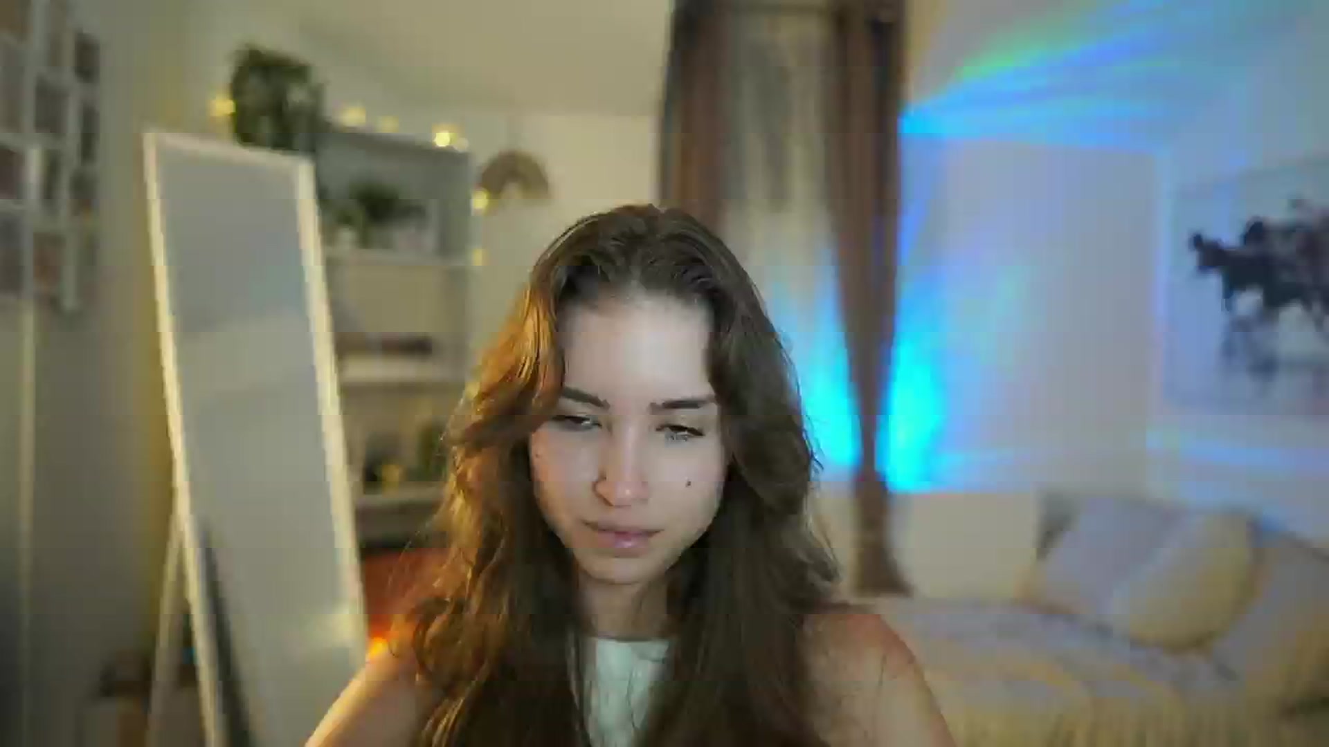 Gallery image thumbnail from Shy_jane's myfreecams stream on, 07/15/2025, 14:08 image 1 of 20