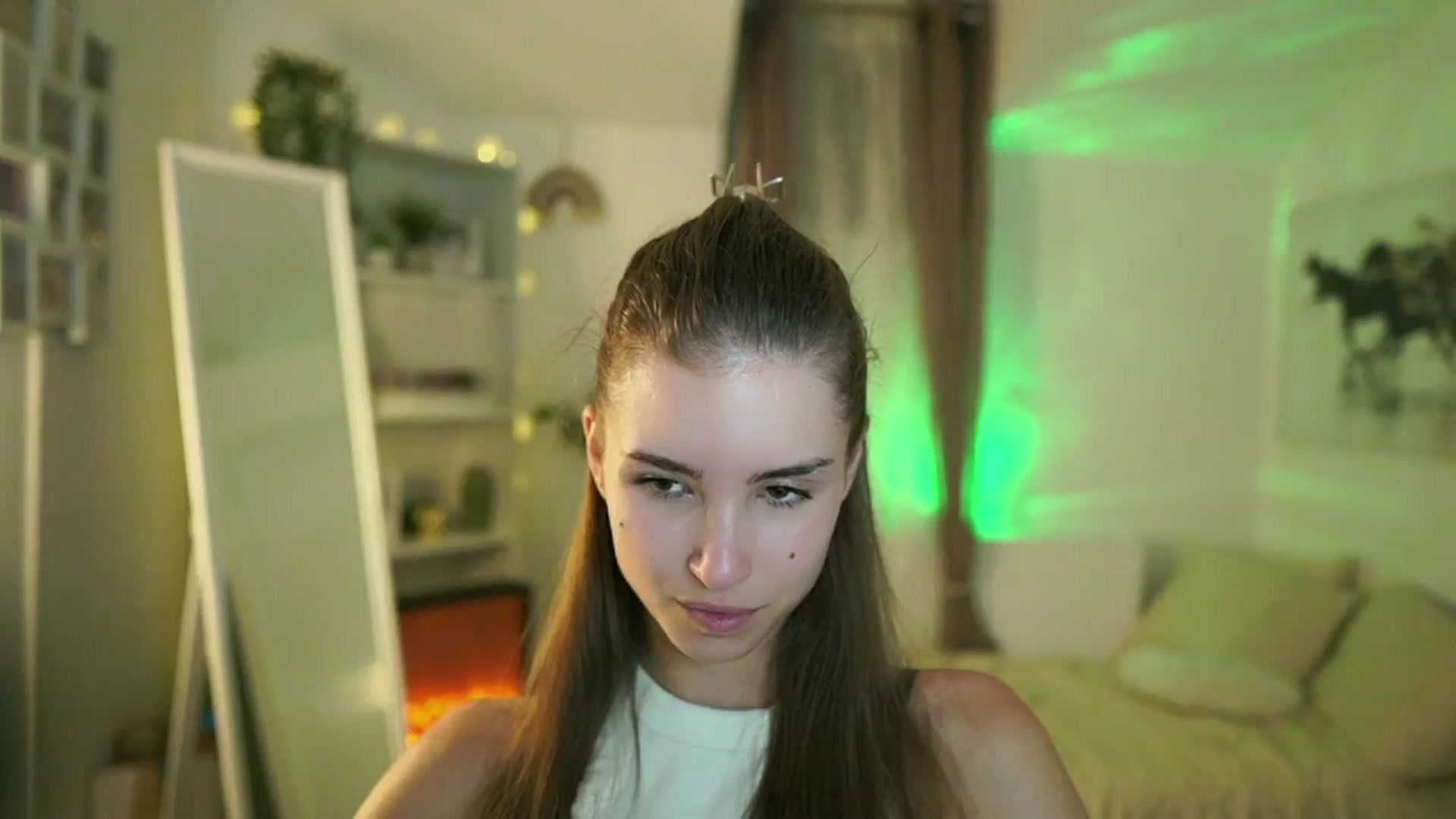 Gallery image thumbnail from Shy_jane's myfreecams stream on, 07/15/2025, 16:44 image 11 of 20