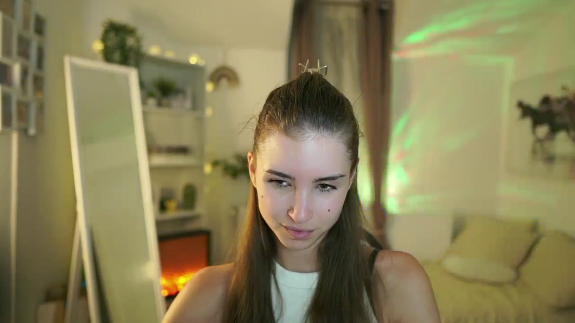 Gallery image thumbnail from Shy_jane's myfreecams stream on, 07/15/2025, 16:44 image 18 of 20