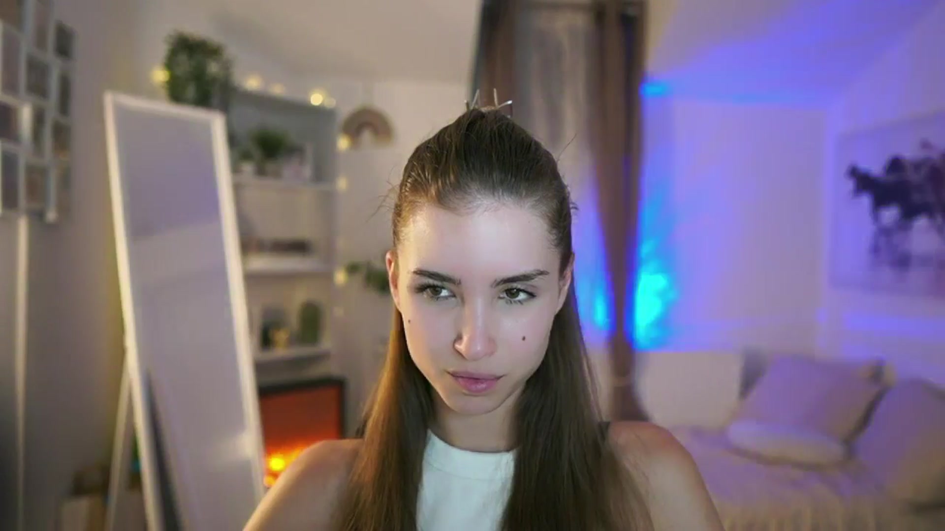Gallery image thumbnail from Shy_jane's myfreecams stream on, 07/15/2025, 16:44 image 2 of 20