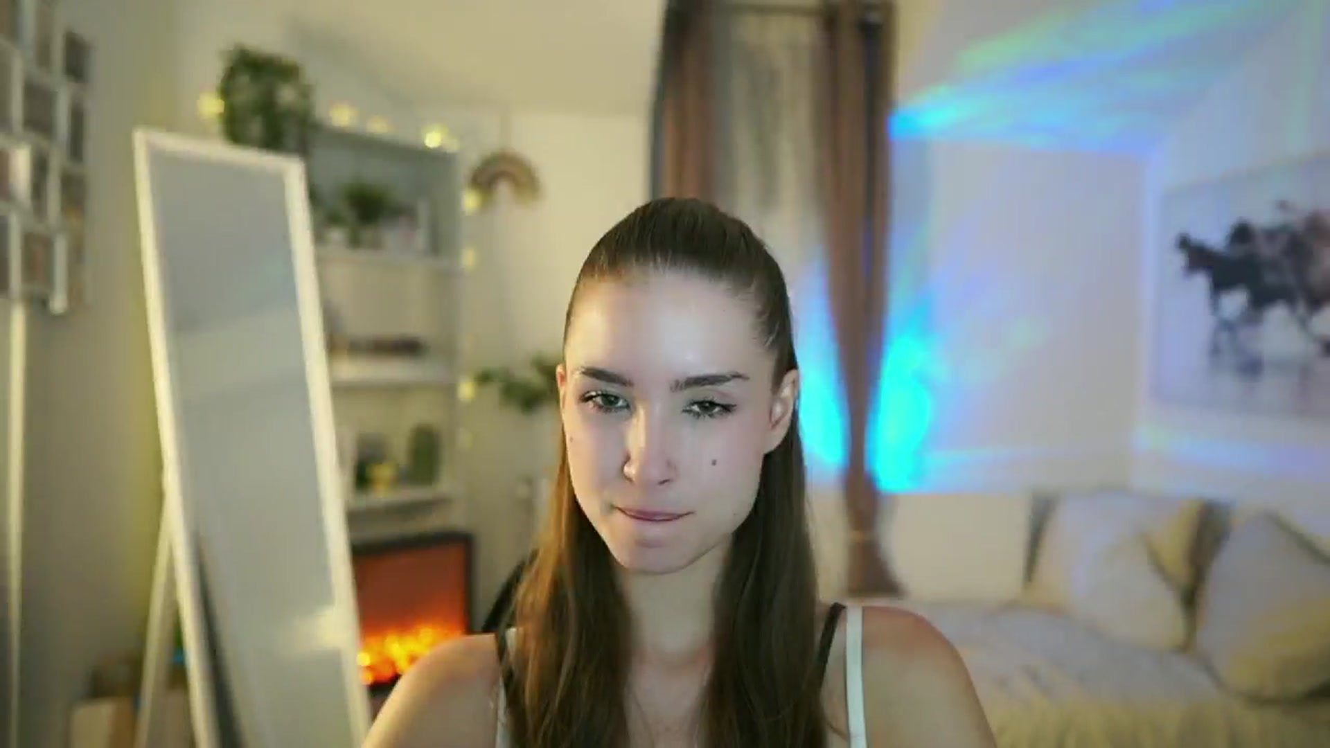Gallery image thumbnail from Shy_jane's myfreecams stream on, 07/16/2025, 14:00 image 18 of 20