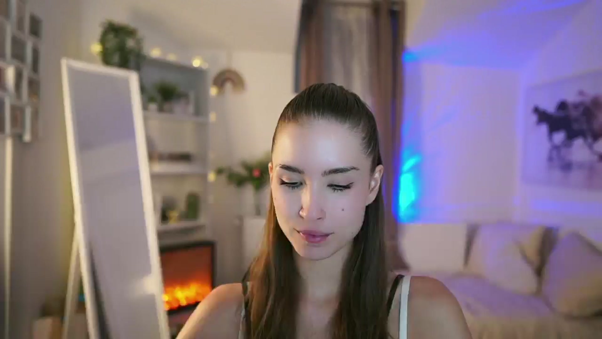 Gallery image thumbnail from Shy_jane's myfreecams stream on, 07/16/2025, 14:00 image 7 of 20