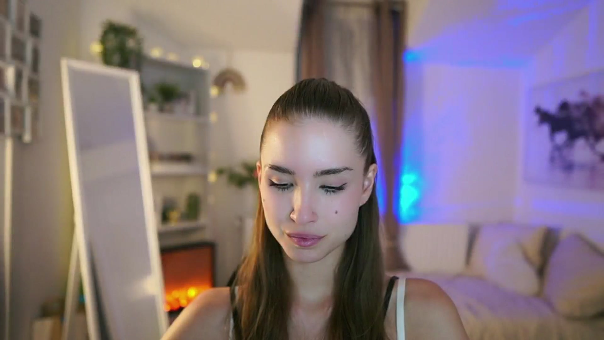 Gallery image thumbnail from Shy_jane's myfreecams stream on, 07/16/2025, 14:00 image 11 of 20