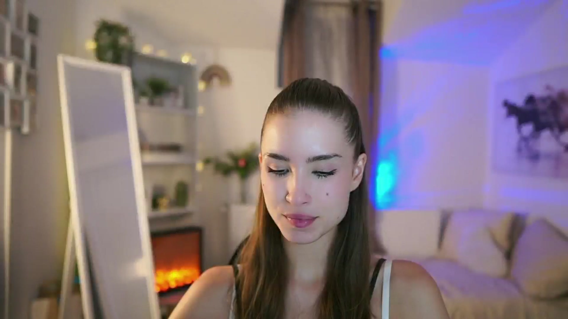 Gallery image thumbnail from Shy_jane's myfreecams stream on, 07/16/2025, 14:00 image 6 of 20