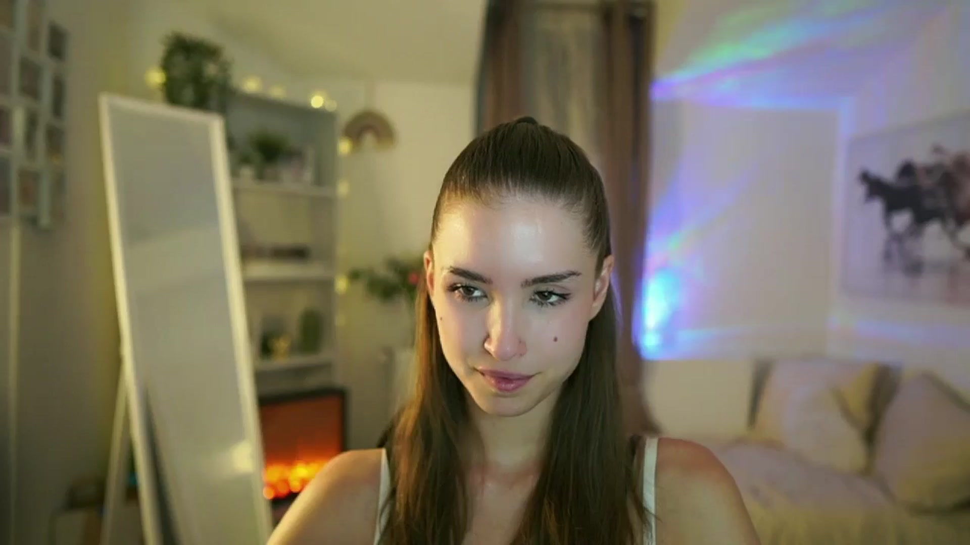 Gallery image thumbnail from Shy_jane's myfreecams stream on, 07/16/2025, 14:36 image 6 of 20