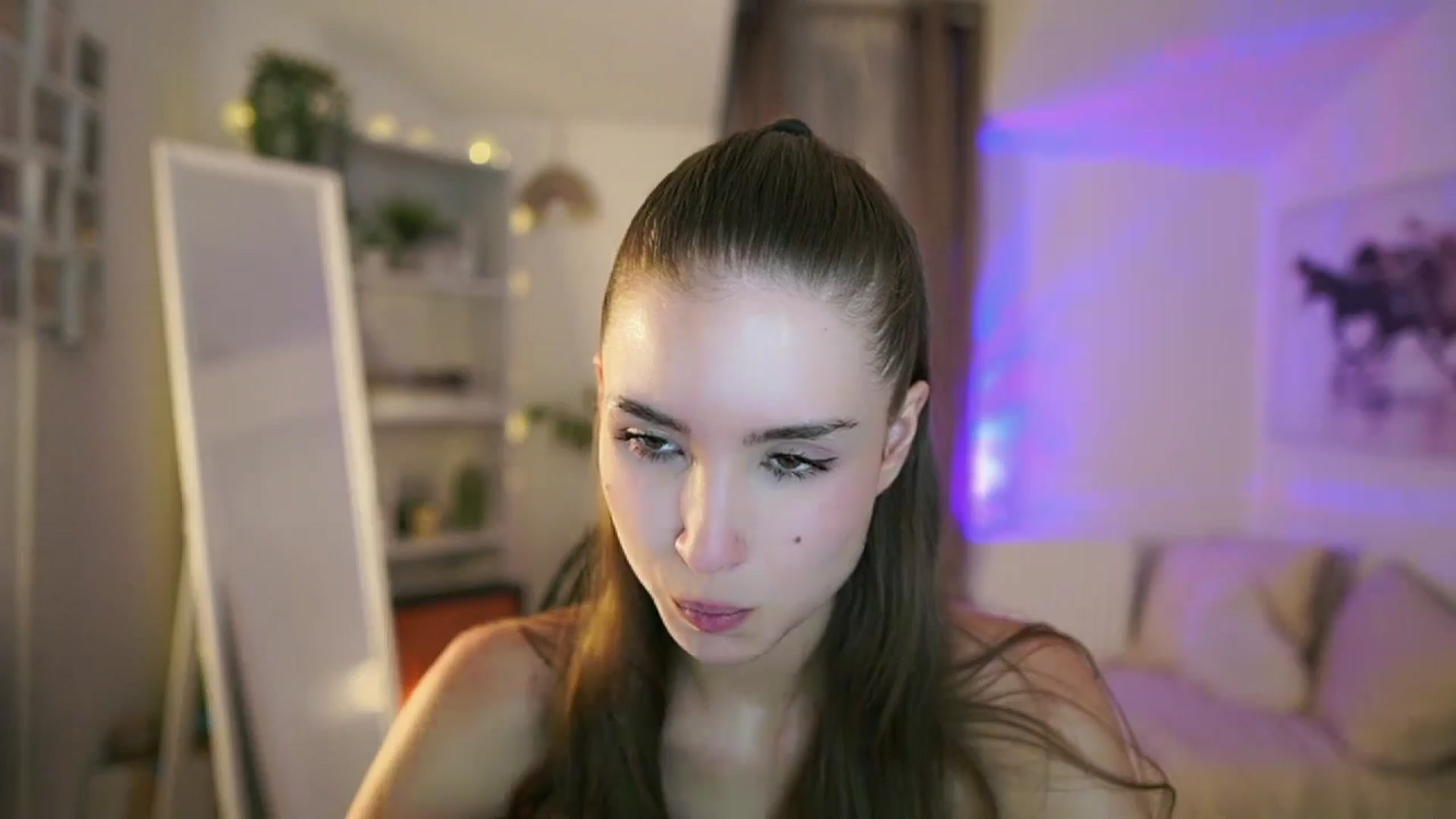 Gallery image thumbnail from Shy_jane's myfreecams stream on, 07/16/2025, 15:02 image 12 of 20