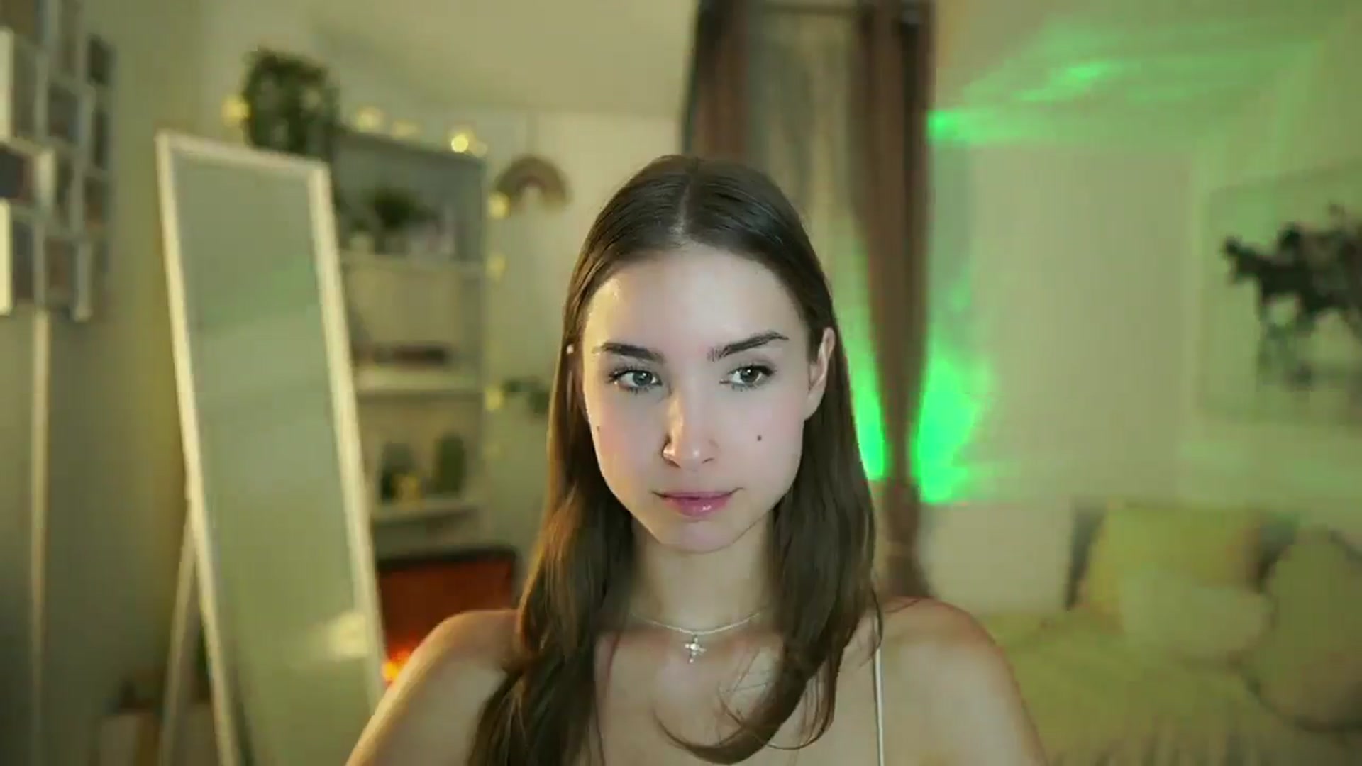 Gallery image thumbnail from Shy_jane's myfreecams stream on, 07/25/2025, 16:43 image 7 of 20