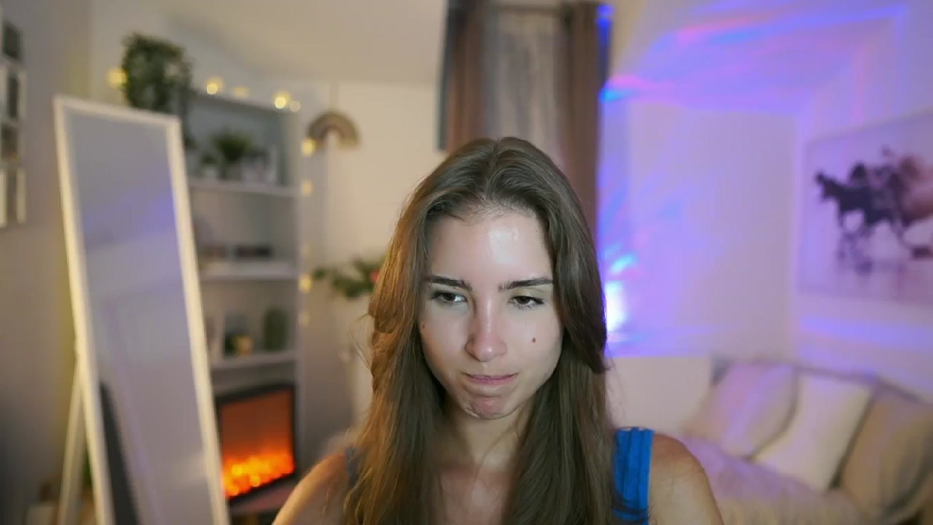Gallery image thumbnail from Shy_jane's myfreecams stream on, 08/18/2025, 15:24 image 3 of 20