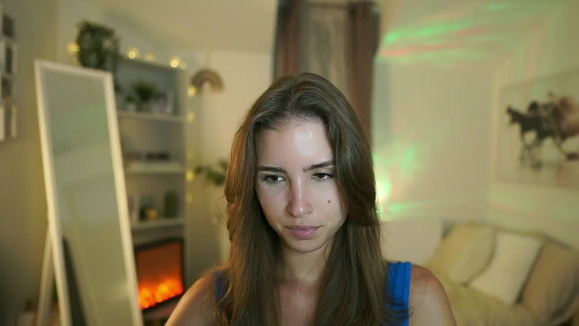 Gallery image thumbnail from Shy_jane's myfreecams stream on, 08/18/2025, 15:24 image 5 of 20