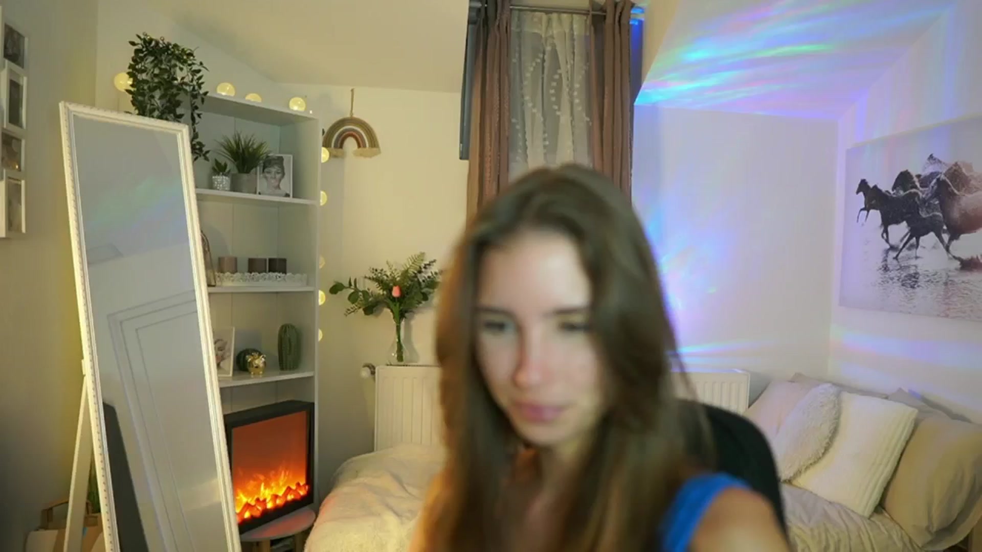 Gallery image thumbnail from Shy_jane's myfreecams stream on, 08/18/2025, 15:24 image 15 of 20