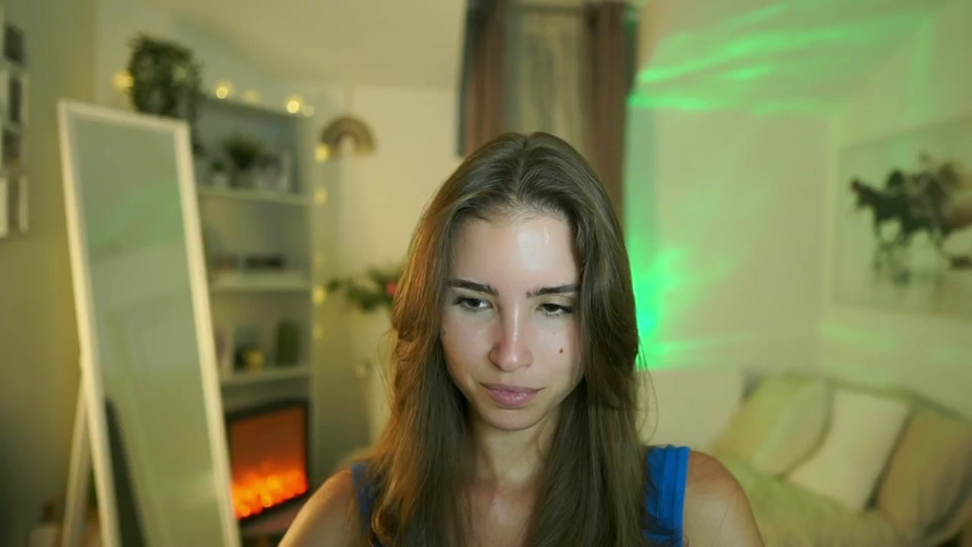Gallery image thumbnail from Shy_jane's myfreecams stream on, 08/18/2025, 15:24 image 11 of 20