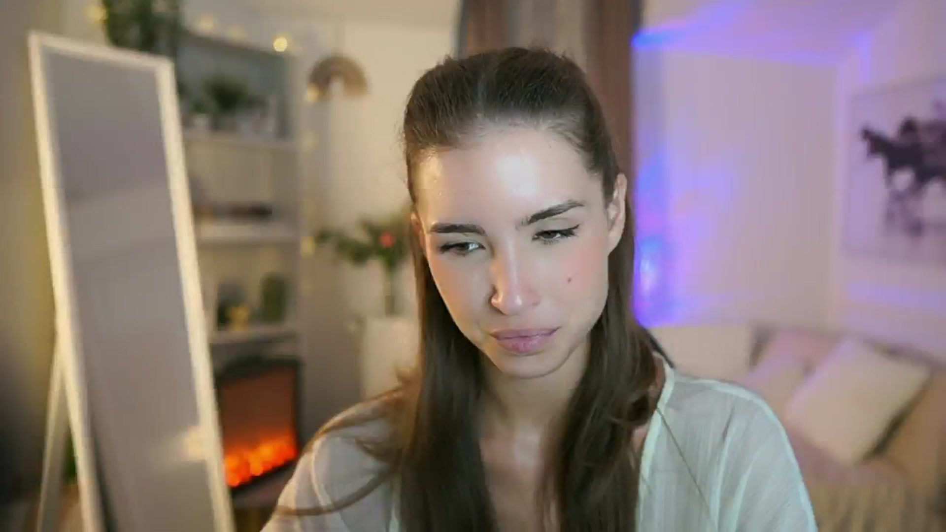 Gallery image thumbnail from Shy_jane's myfreecams stream on, 08/25/2025, 11:48 image 17 of 20