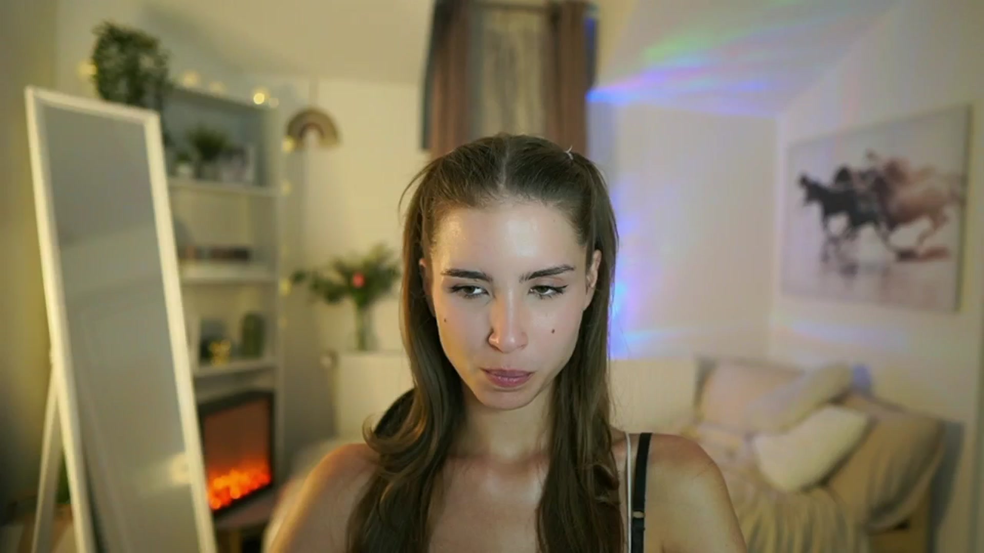 Gallery image thumbnail from Shy_jane's myfreecams stream on, 08/26/2025, 15:35 image 2 of 20