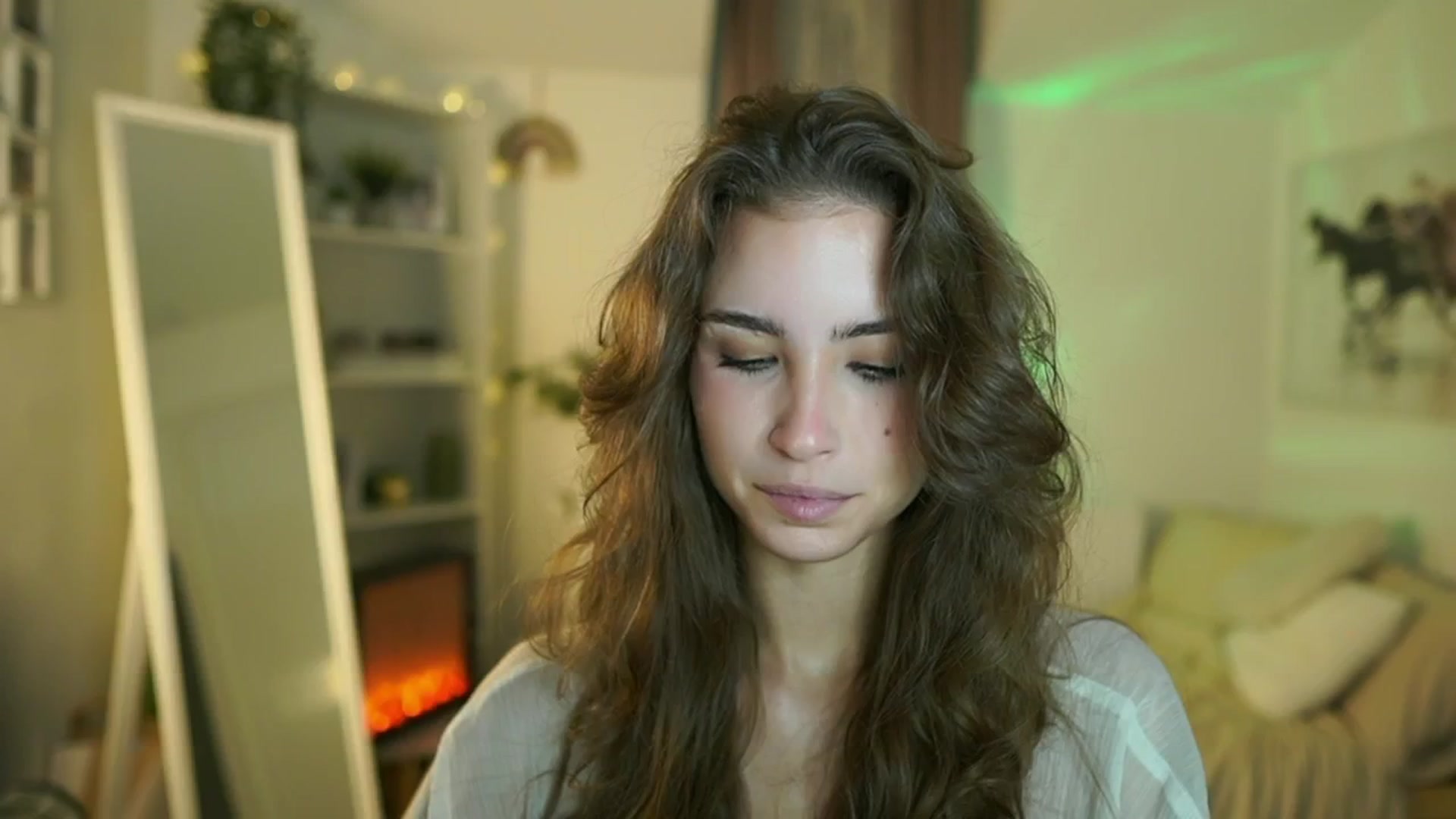 Gallery image thumbnail from Shy_jane's myfreecams stream on, 09/02/2025, 09:18 image 12 of 20