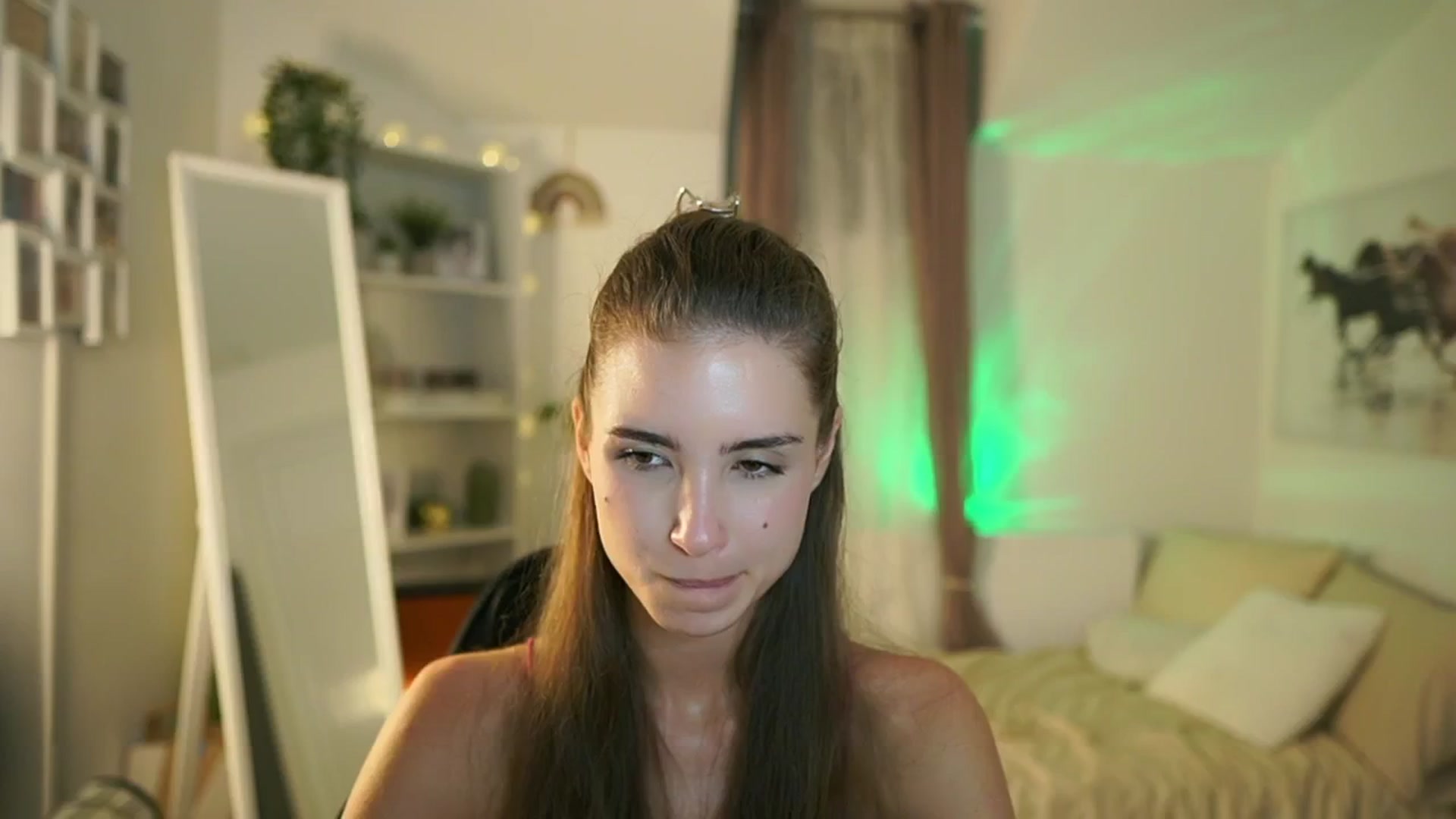 Gallery image thumbnail from Shy_jane's myfreecams stream on, 09/03/2025, 15:48 image 8 of 20