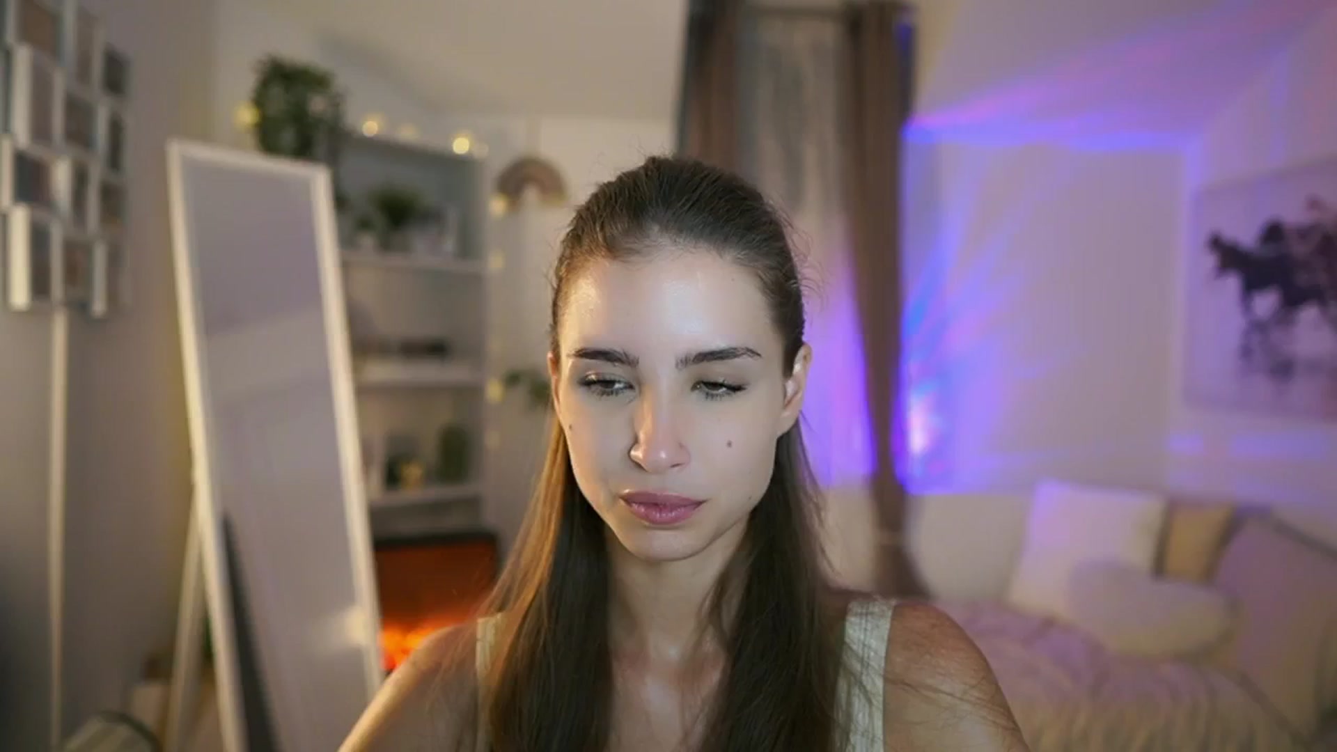 Gallery image thumbnail from Shy_jane's myfreecams stream on, 09/05/2025, 10:07 image 2 of 20