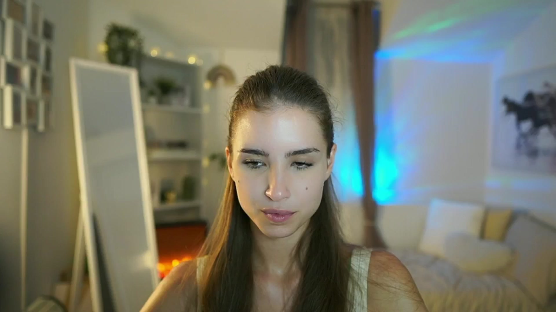 Gallery image thumbnail from Shy_jane's myfreecams stream on, 09/05/2025, 10:07 image 9 of 20