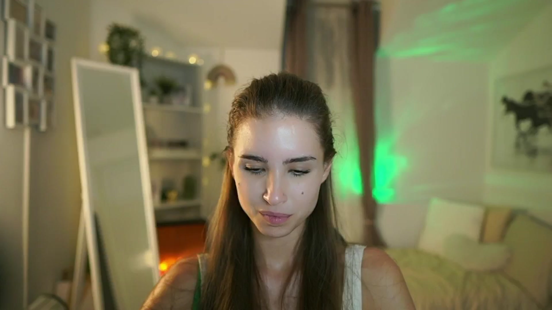 Gallery image thumbnail from Shy_jane's myfreecams stream on, 09/05/2025, 14:58 image 18 of 20