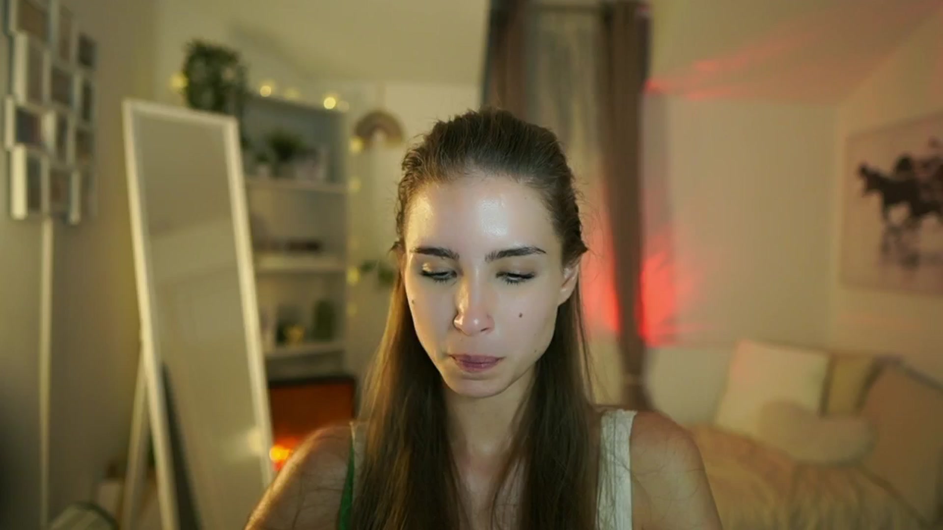 Gallery image thumbnail from Shy_jane's myfreecams stream on, 09/05/2025, 14:58 image 6 of 20